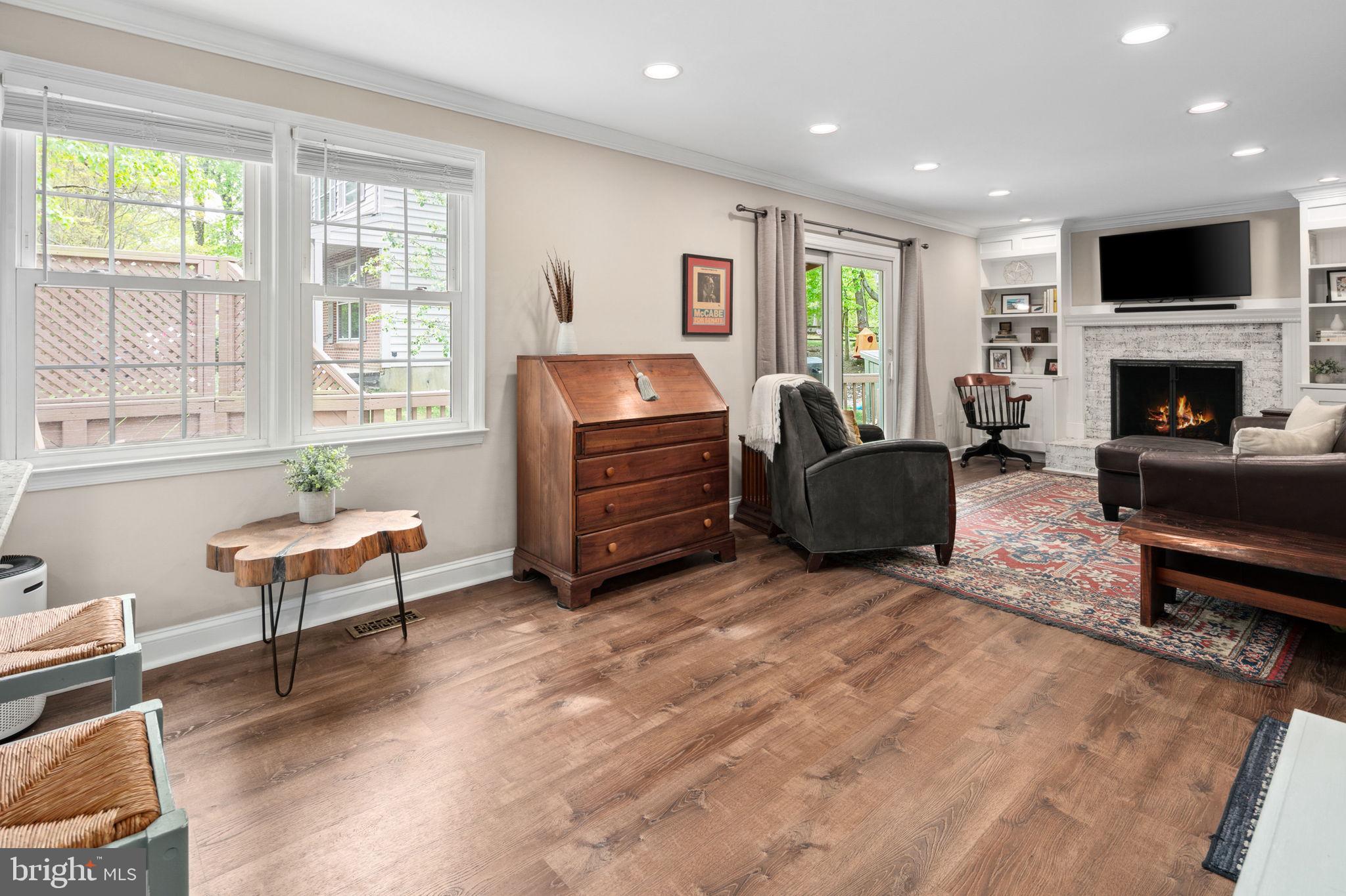 HENSLEY ESTATE - Residential