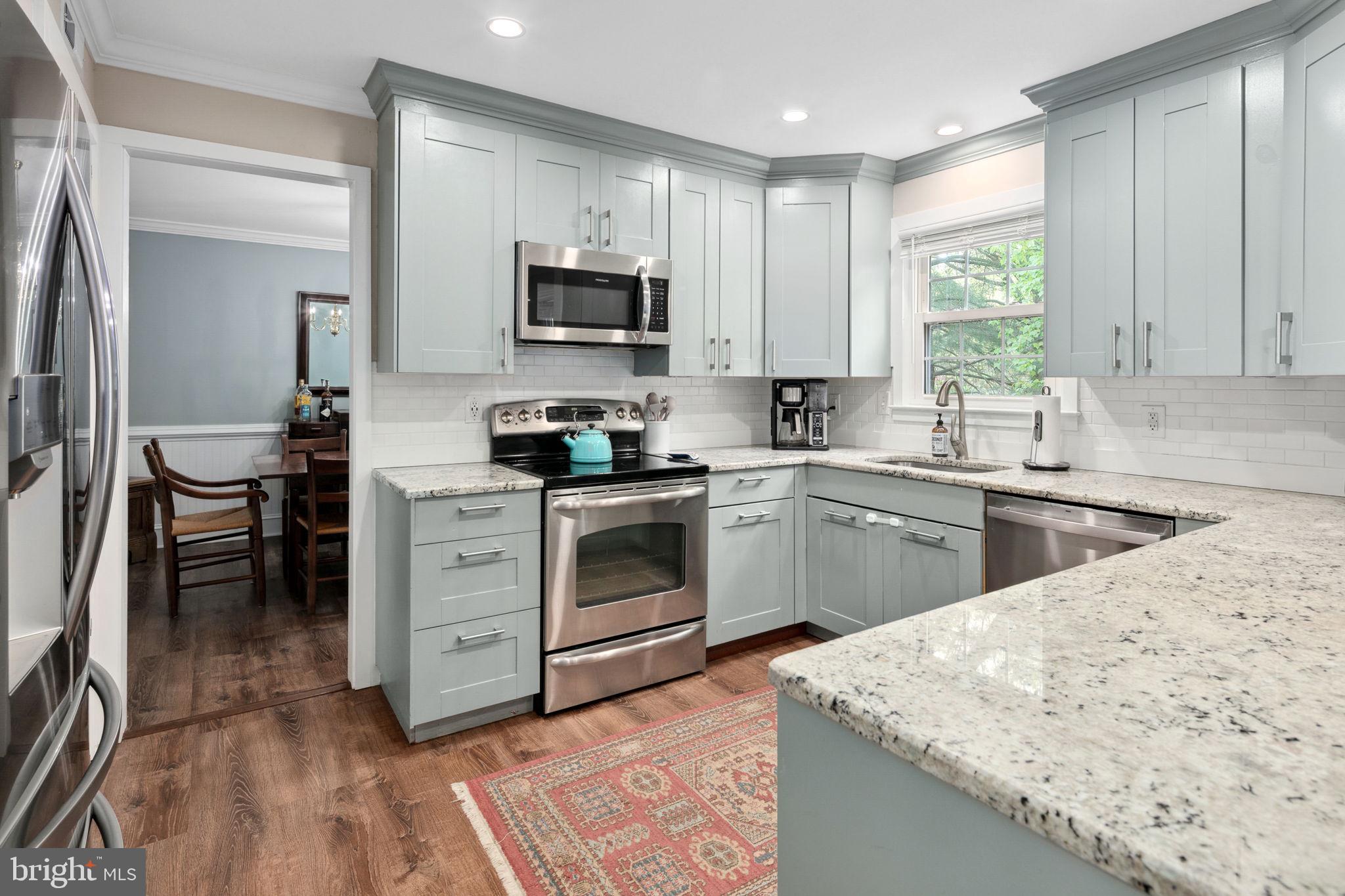 HENSLEY ESTATE - Residential