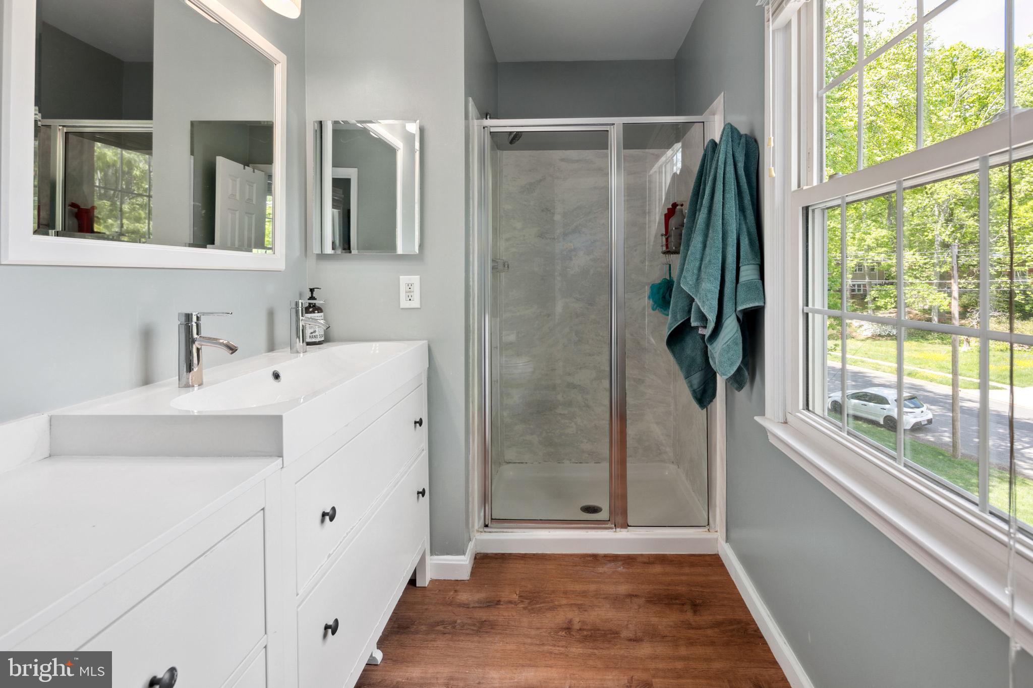 HENSLEY ESTATE - Residential