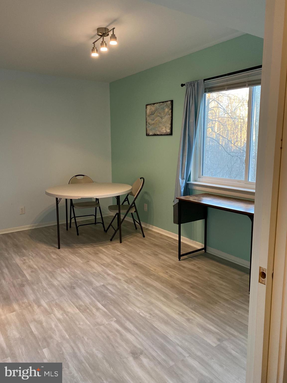 HUNTERS WOODS VILLAGE - Residential