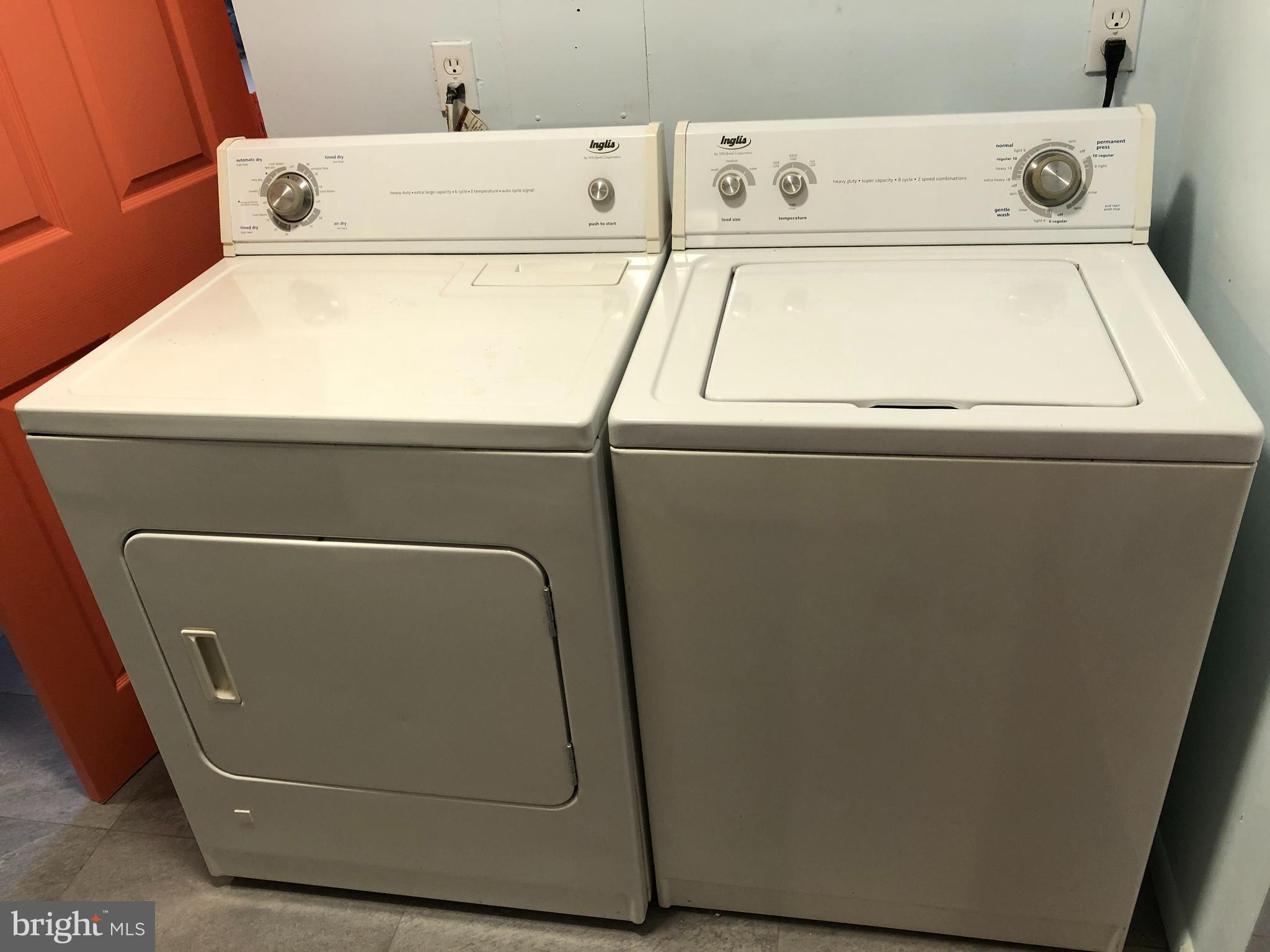 HUNTERS WOODS VILLAGE - Residential