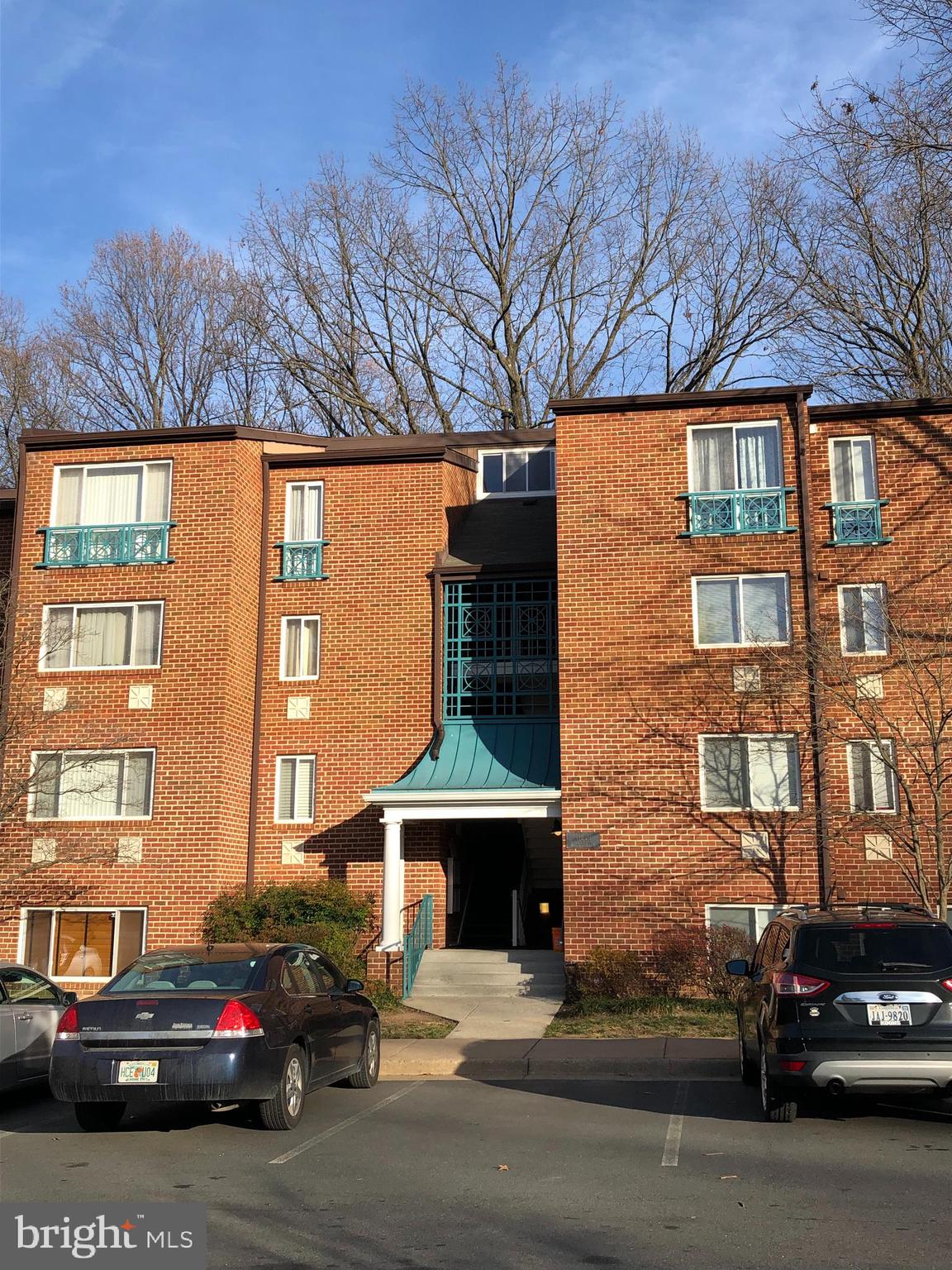 HUNTERS WOODS VILLAGE - Residential