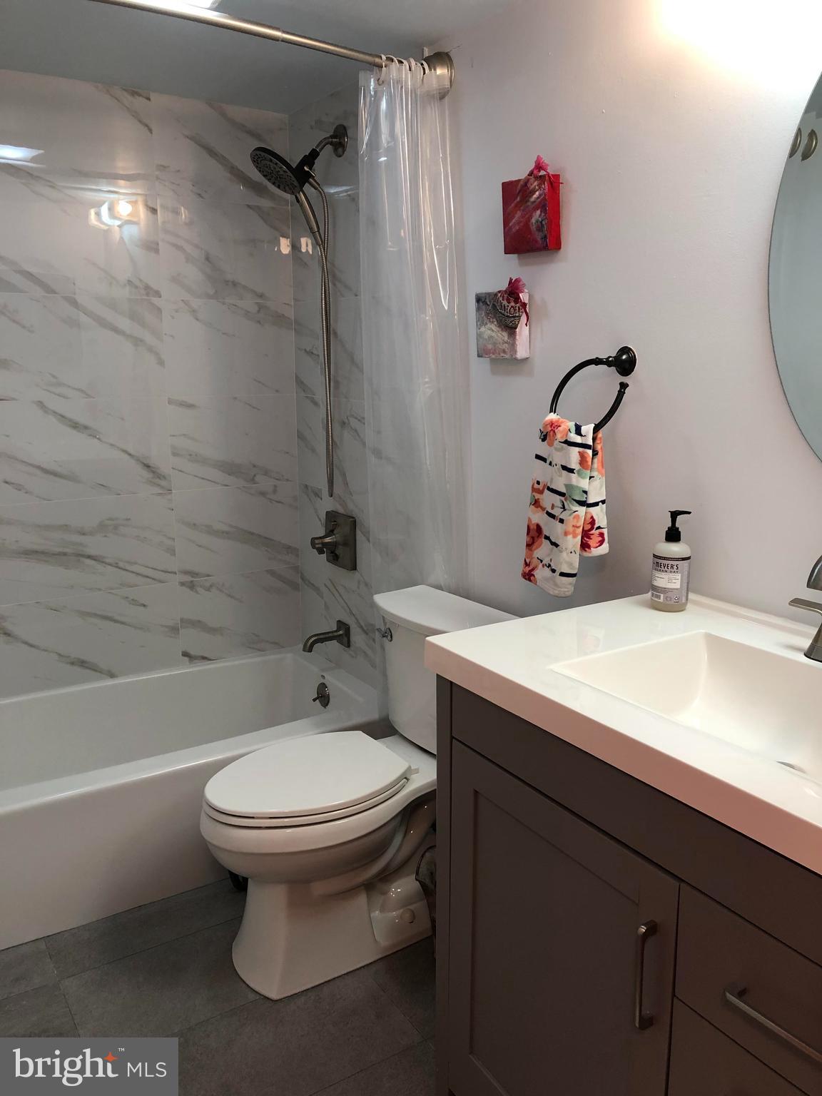 HUNTERS WOODS VILLAGE - Residential