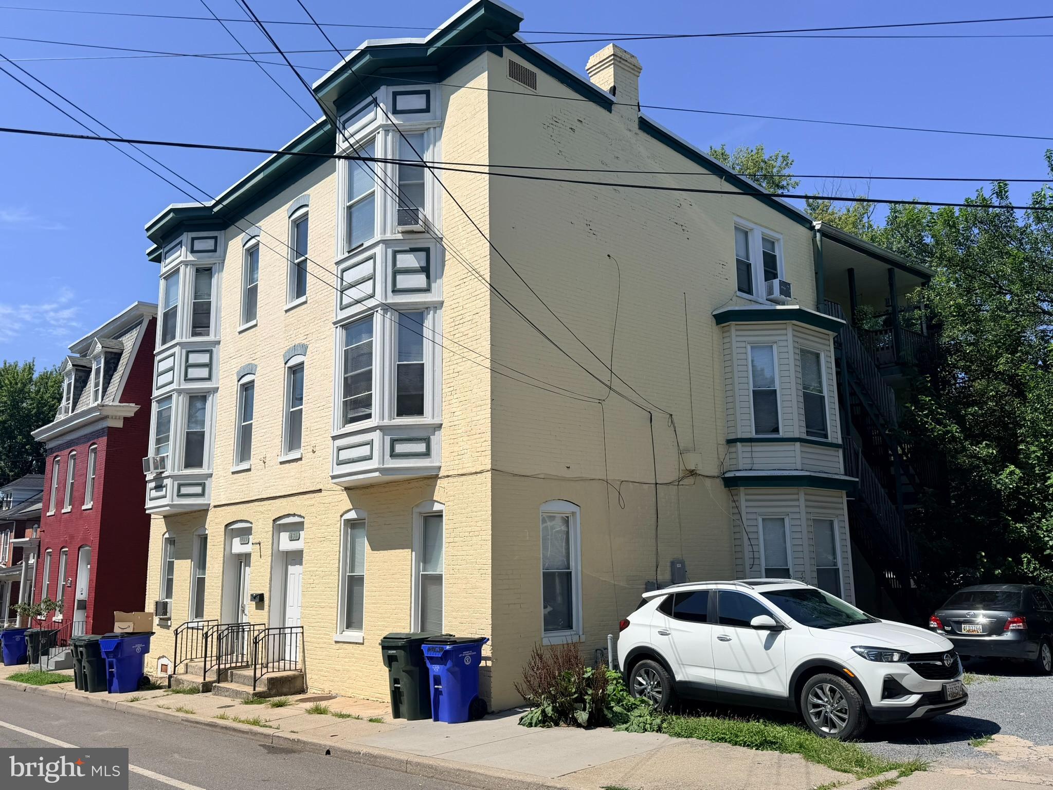 429 N LOCUST STREET