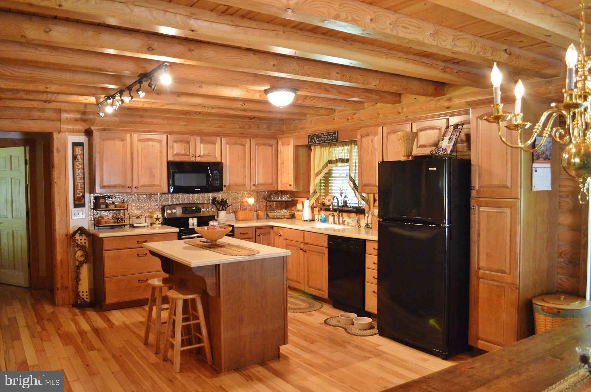 BERRY STREET CONDOMINIUMS - Residential Lease