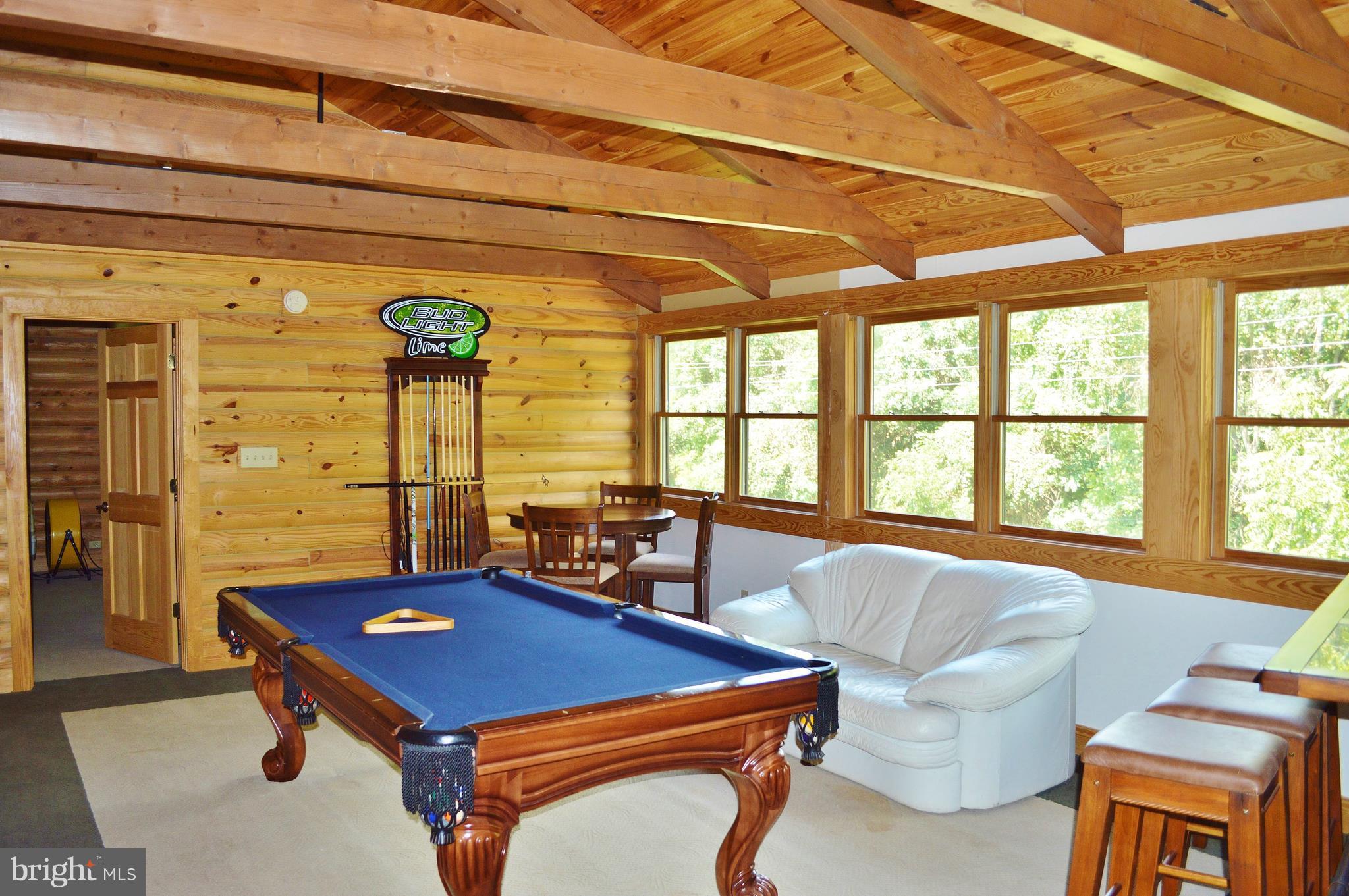 BERRY STREET CONDOMINIUMS - Residential Lease