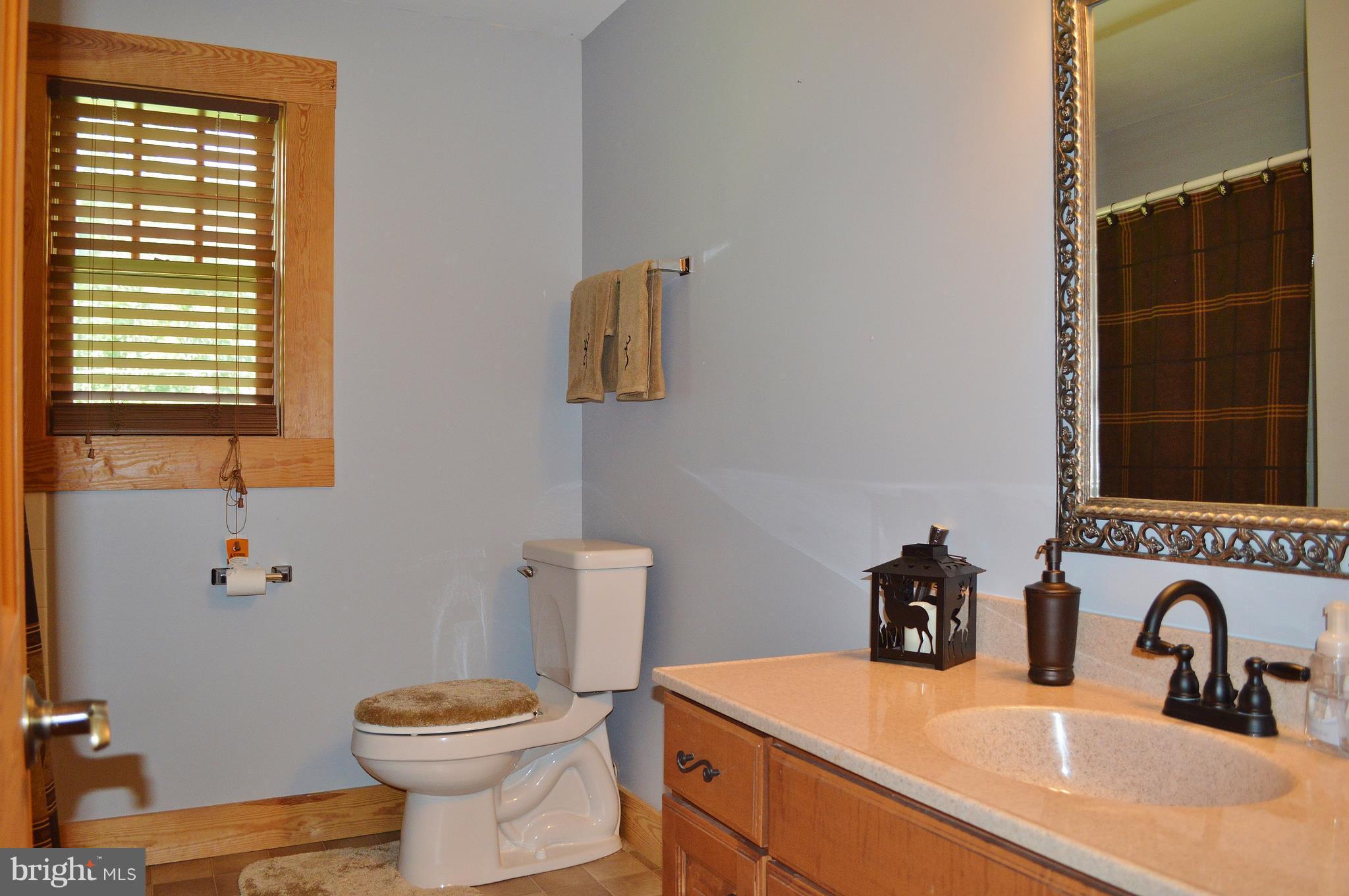 BERRY STREET CONDOMINIUMS - Residential Lease