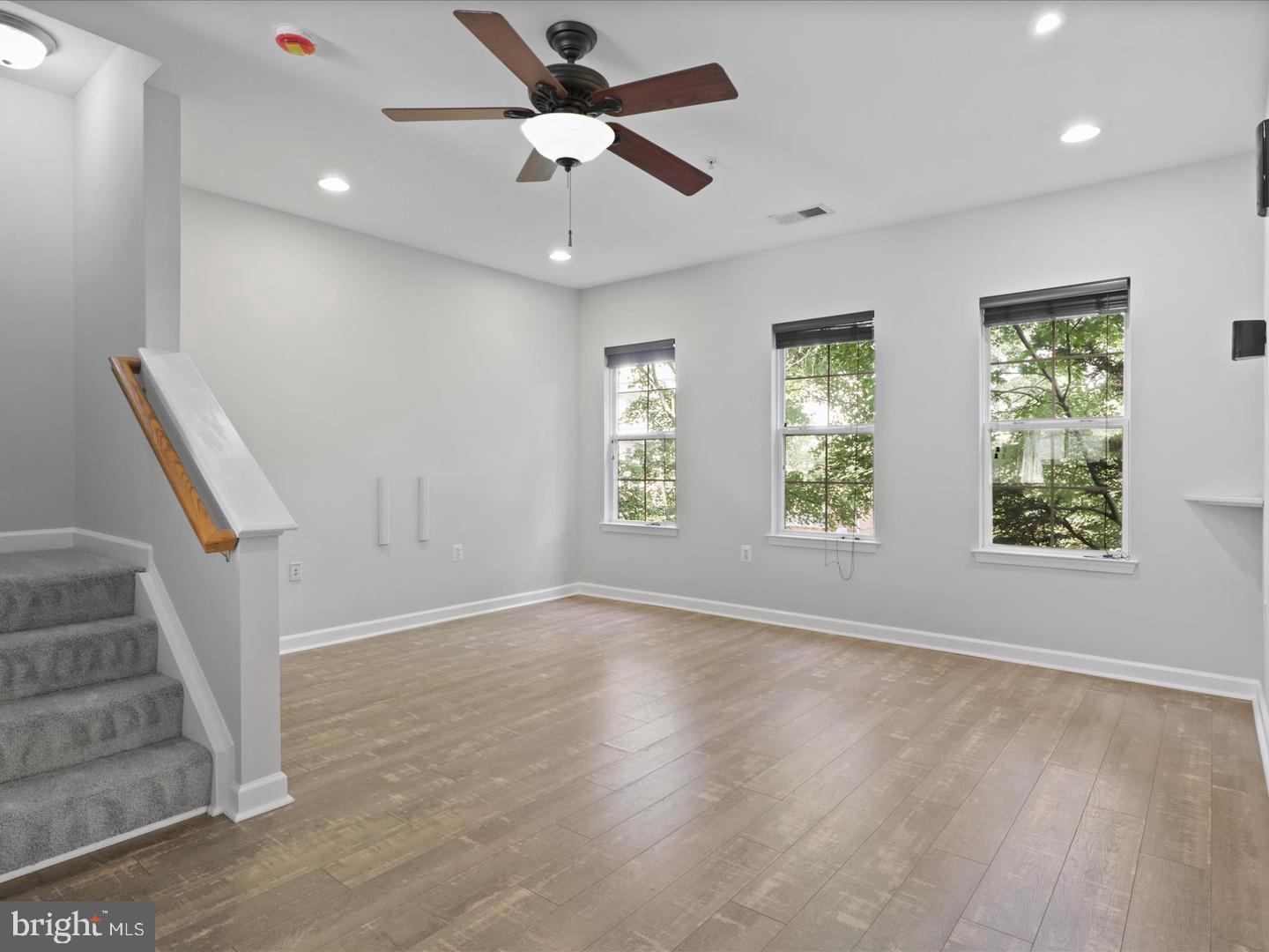 SUMMERFIELD - Residential Lease