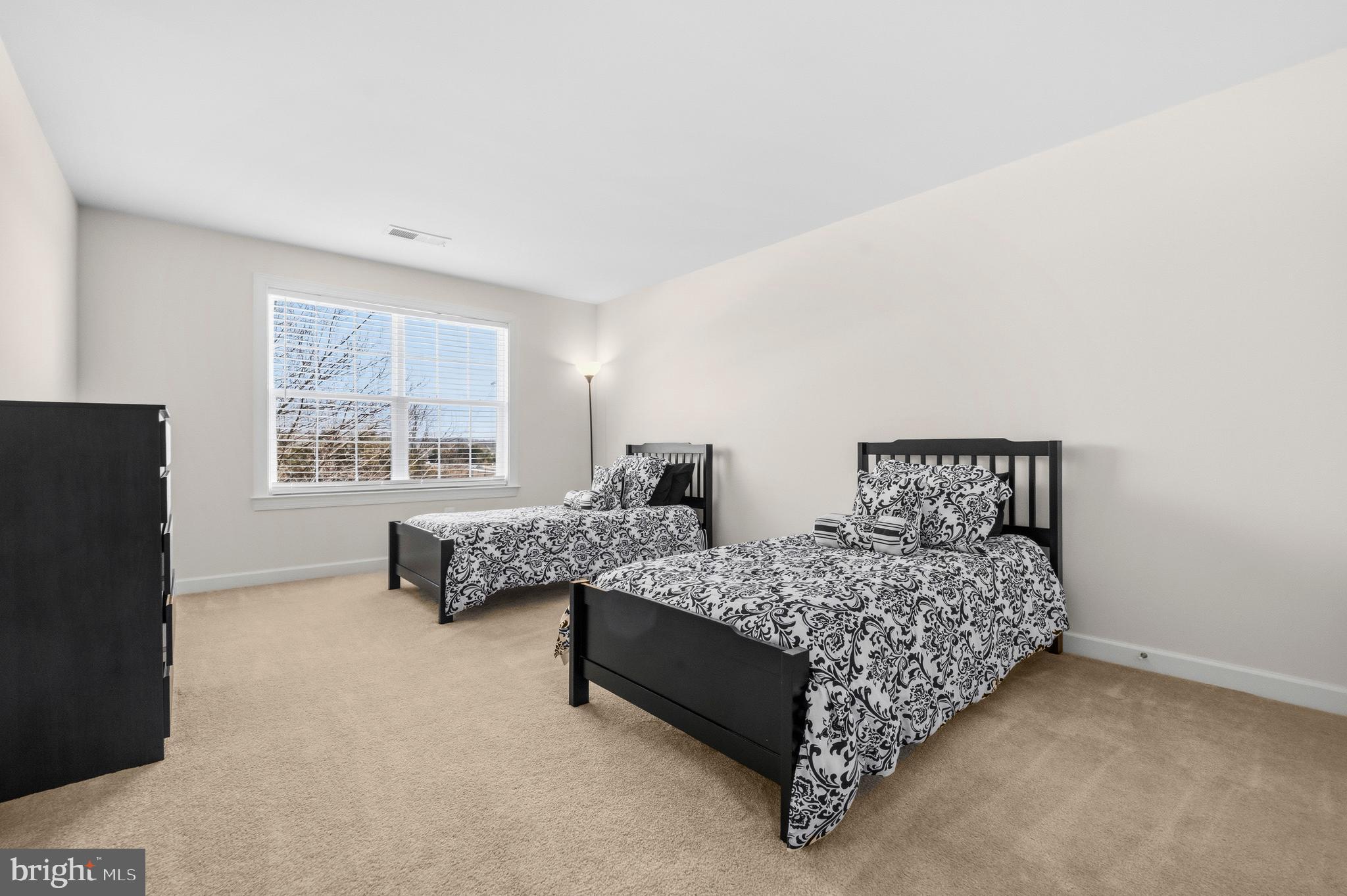 GREENFIELD CROSSING - Residential