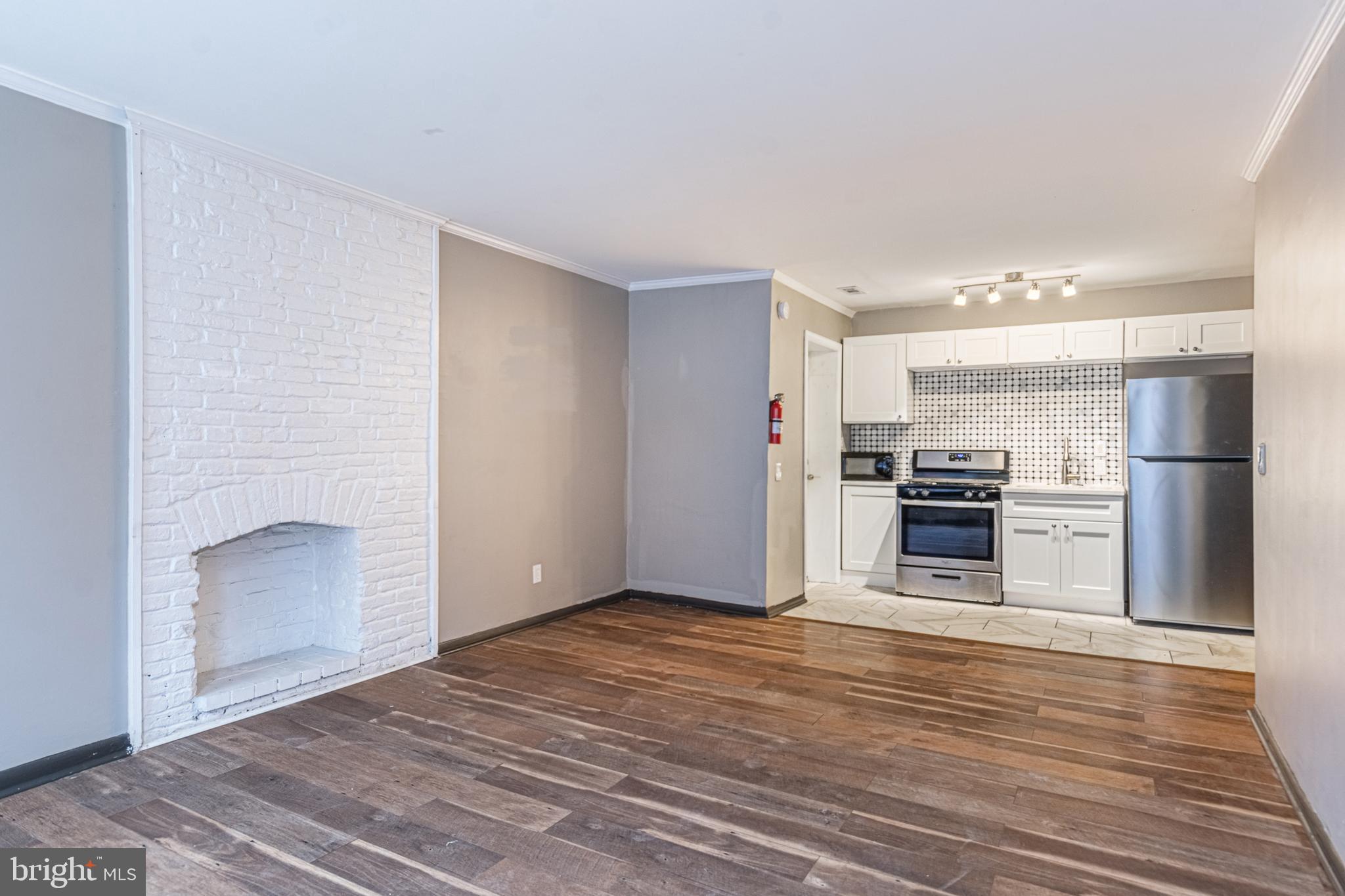 FELLS POINT HISTORIC DISTRICT - Residential Lease