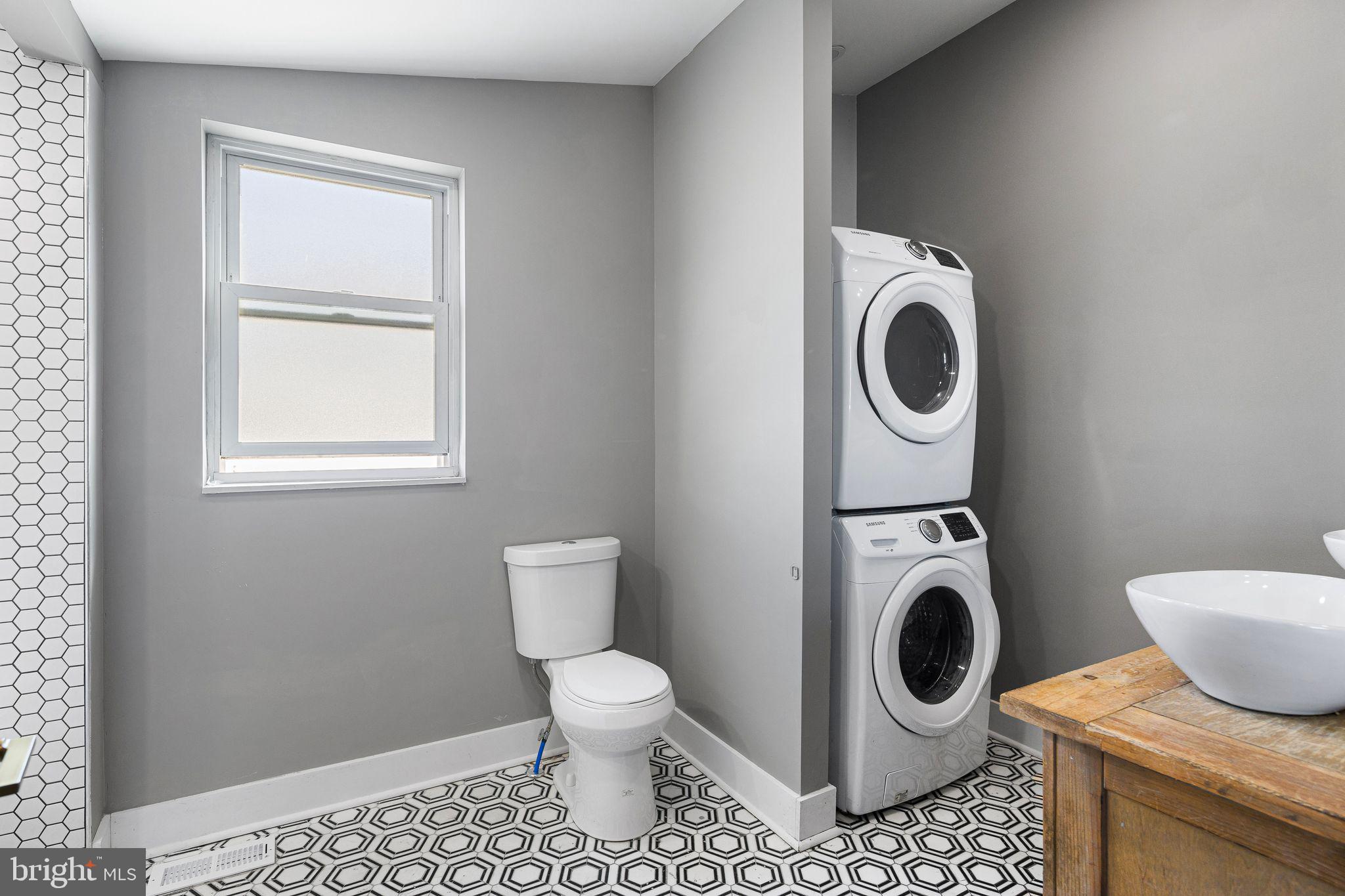 BRIDESBURG - Residential