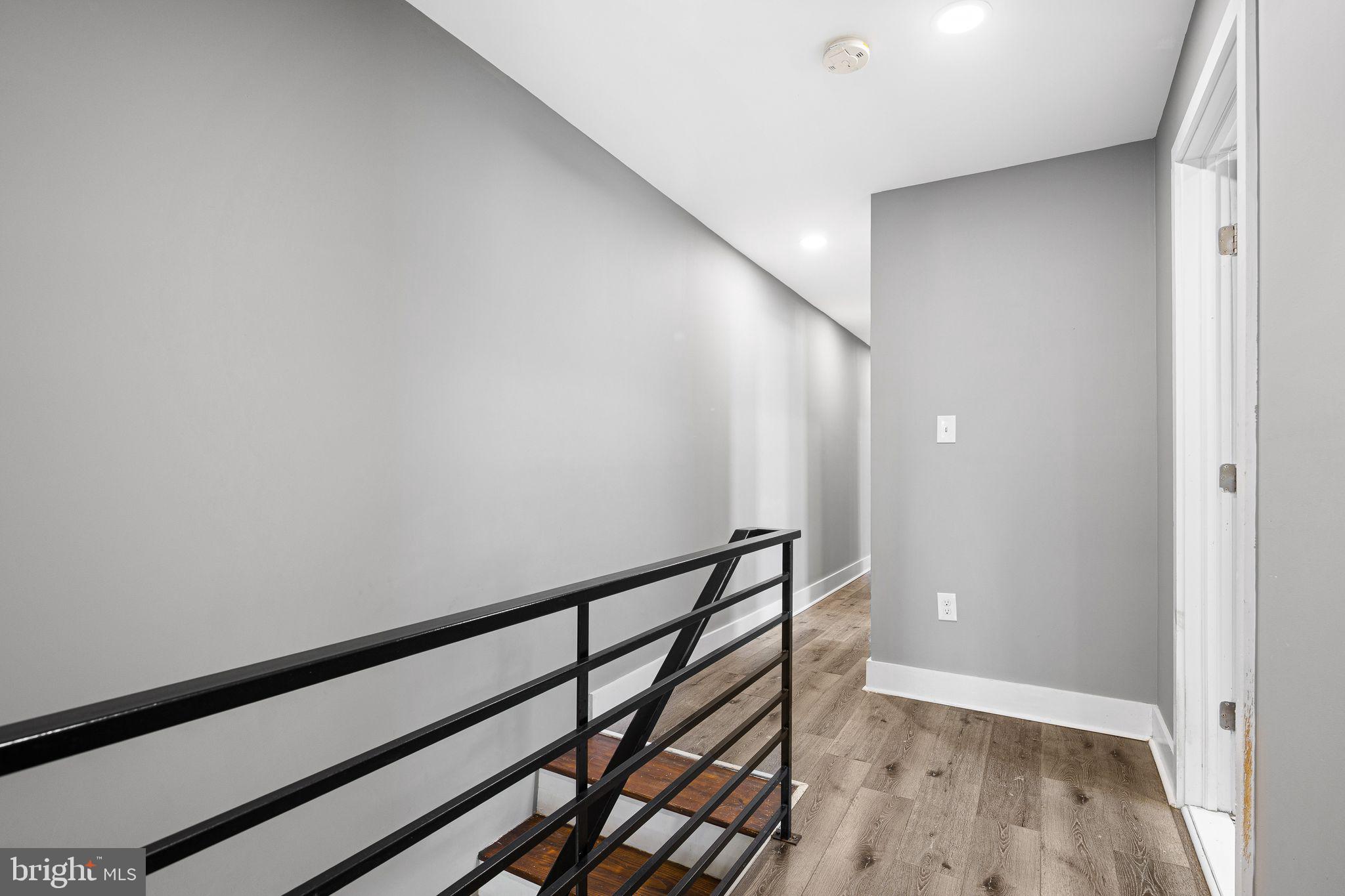 BRIDESBURG - Residential