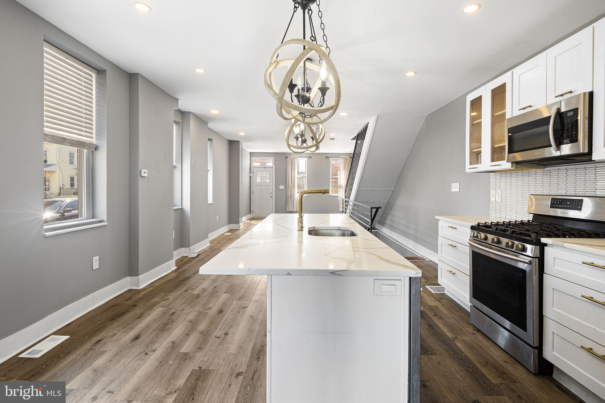 BRIDESBURG - Residential