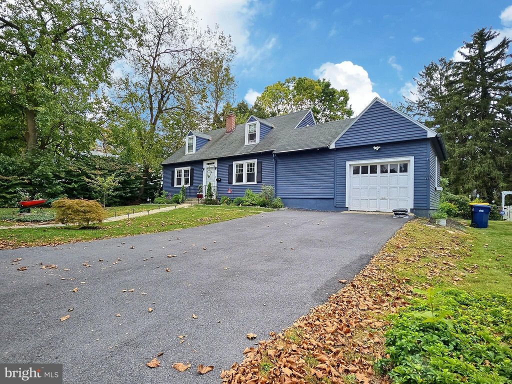 Photo of 3322 W Highland St, ALLENTOWN, PA 18104 (MLS # PALH2013394)