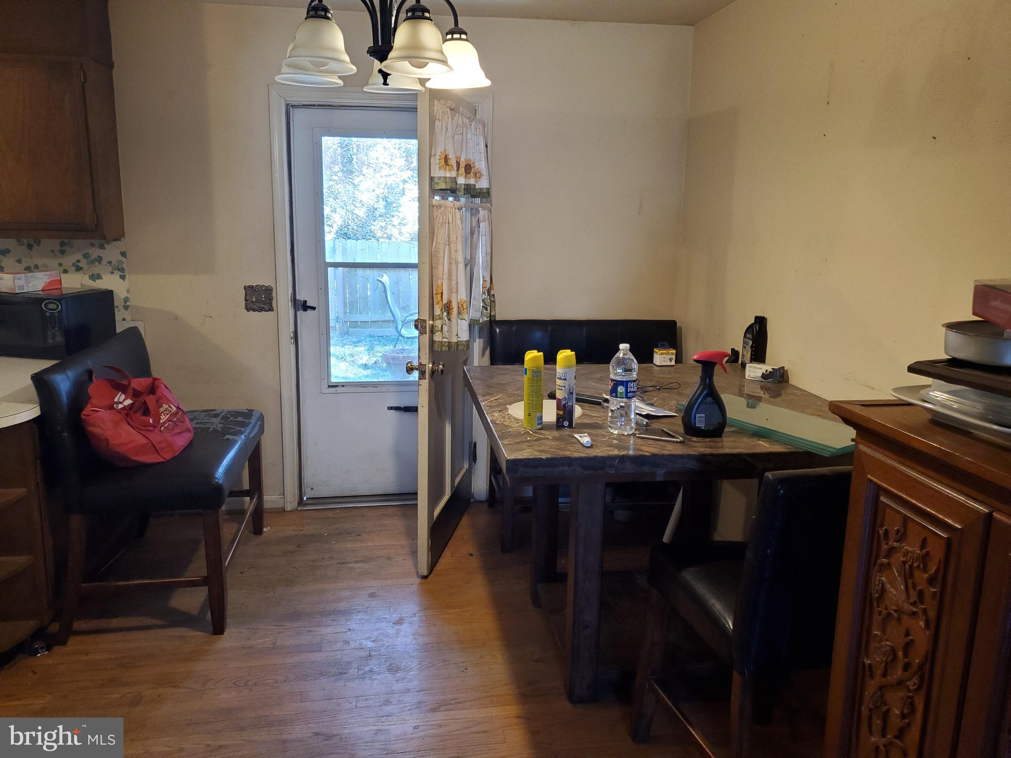 SPRING VALLEY - Residential