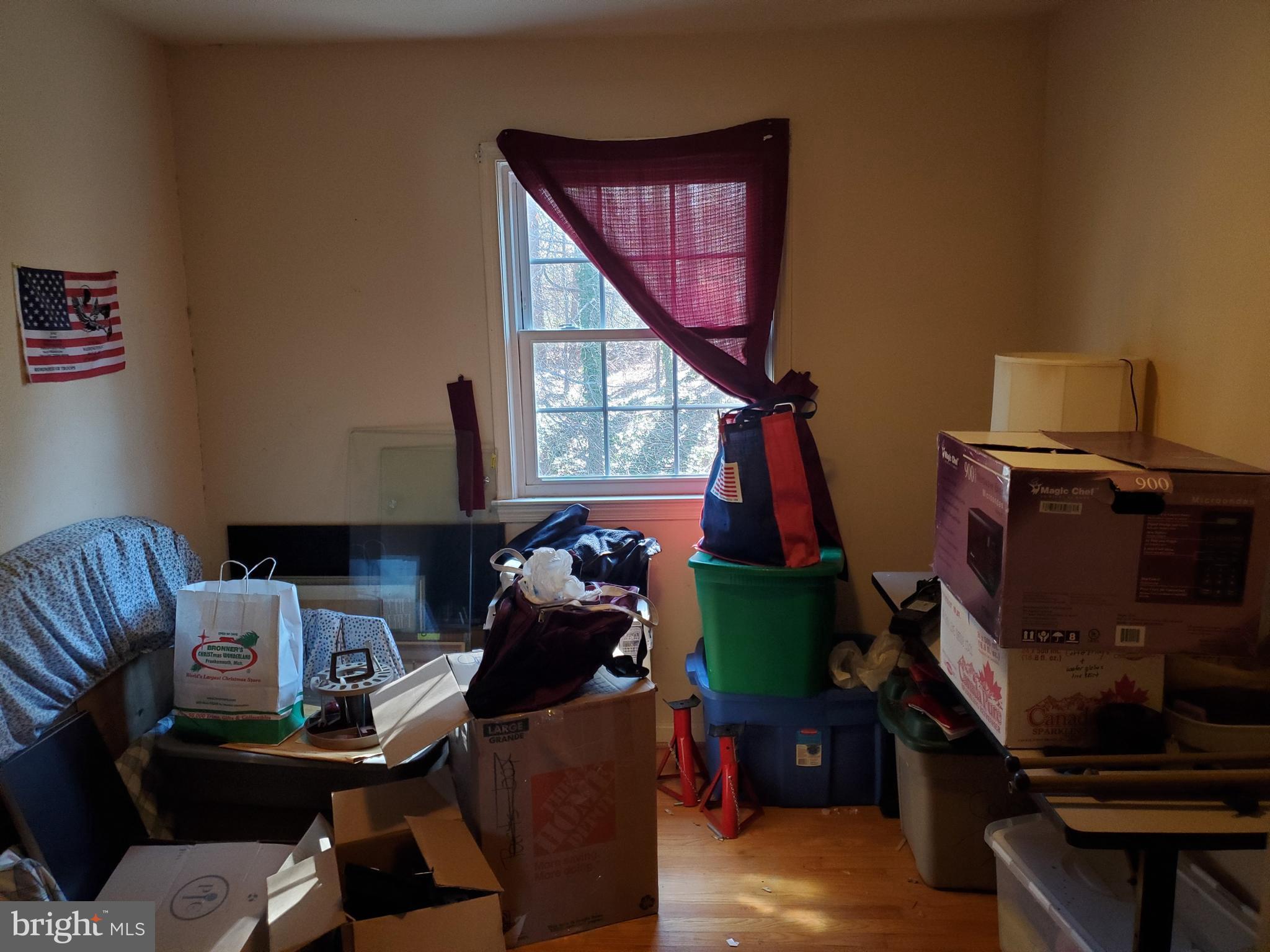 SPRING VALLEY - Residential