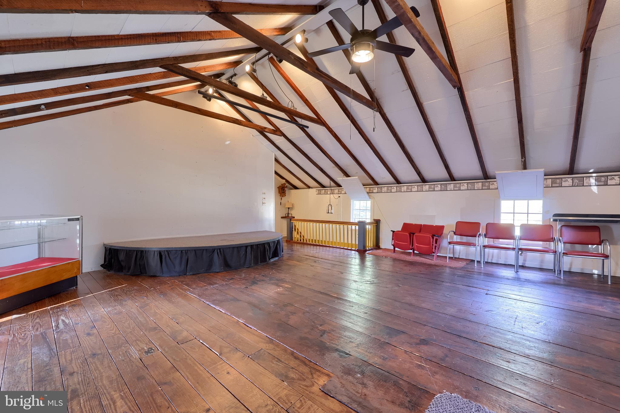 DOWNTOWN MANHEIM - Residential