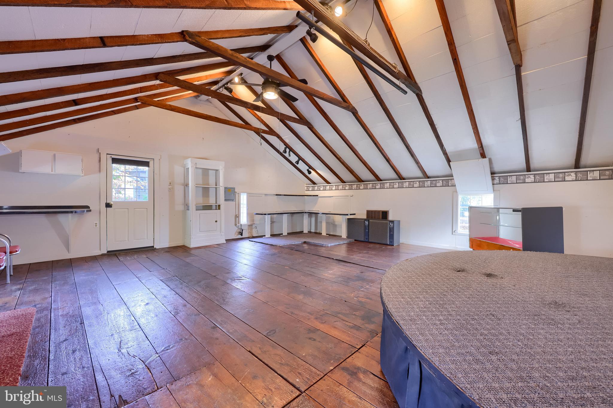 DOWNTOWN MANHEIM - Residential