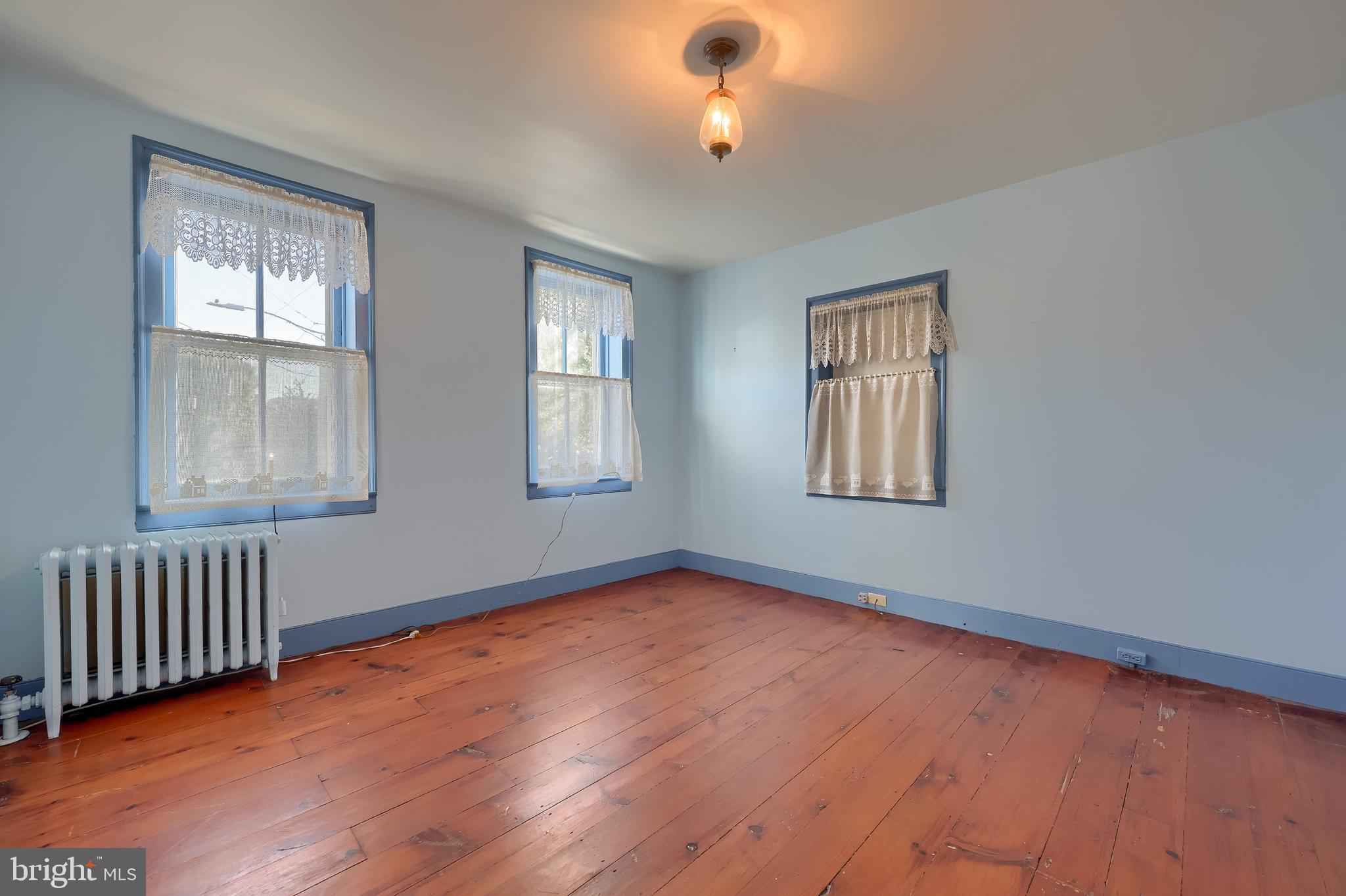 DOWNTOWN MANHEIM - Residential