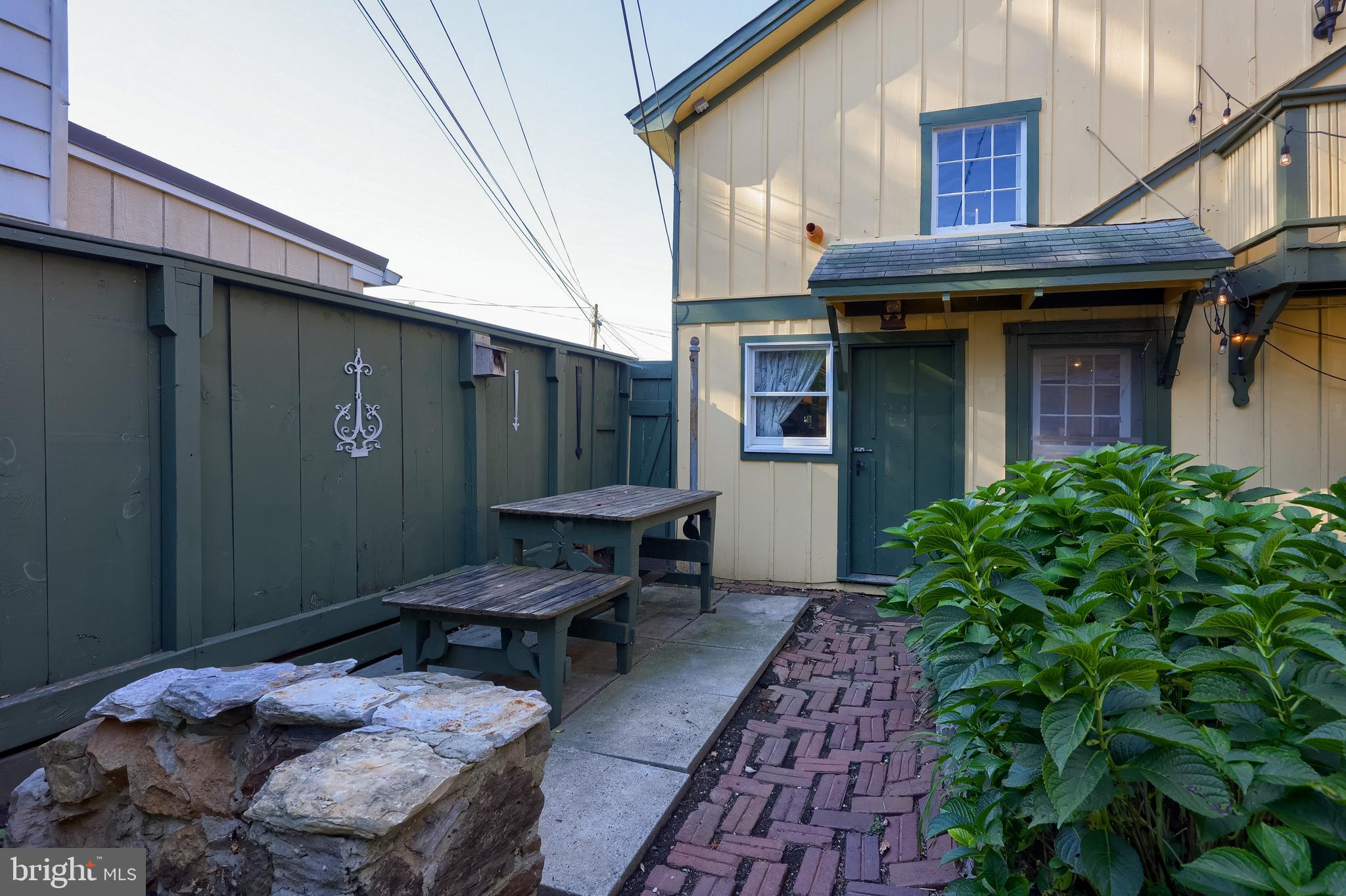 DOWNTOWN MANHEIM - Residential