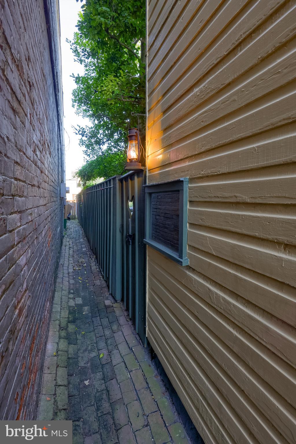 DOWNTOWN MANHEIM - Residential