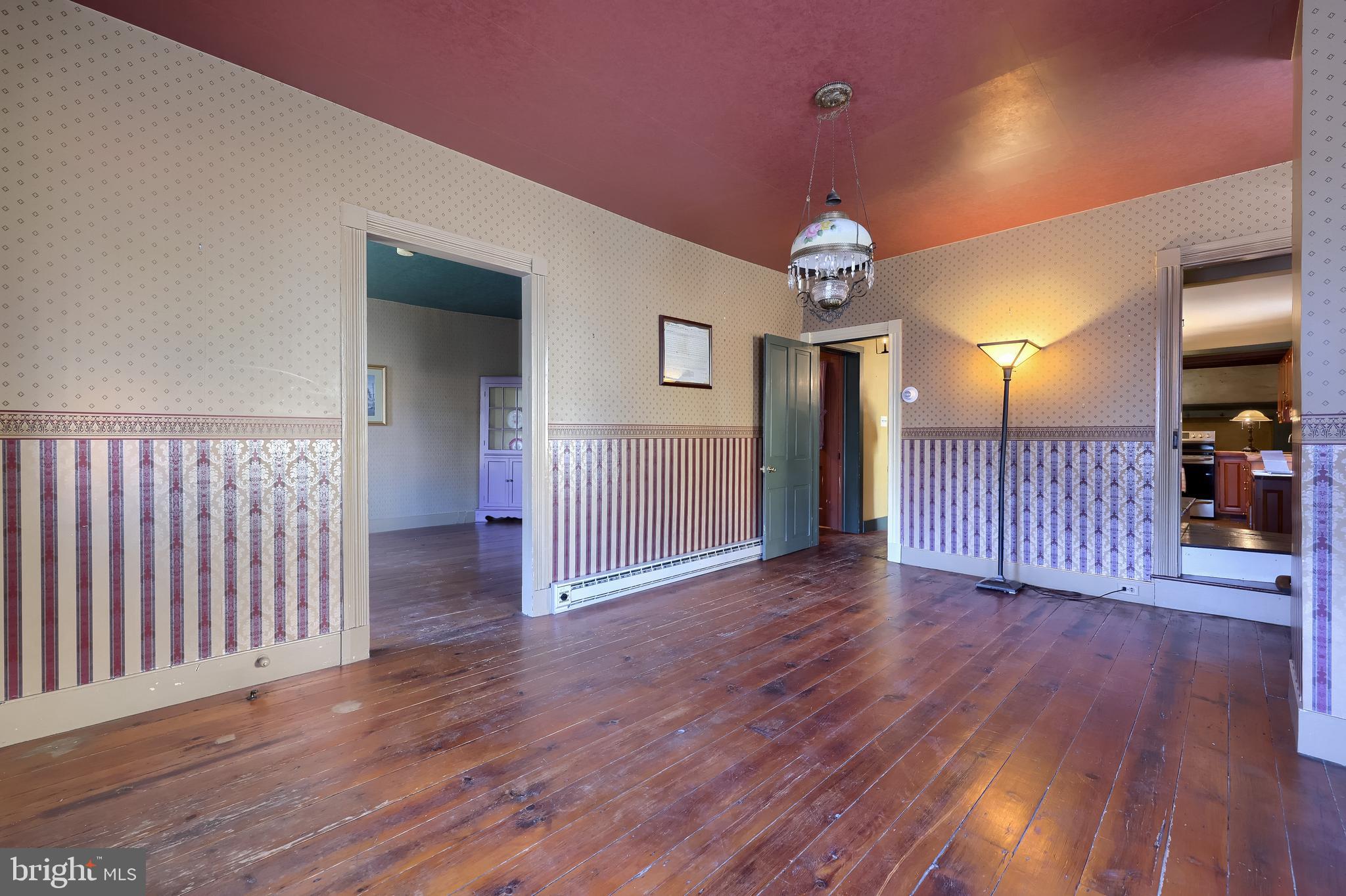 DOWNTOWN MANHEIM - Residential