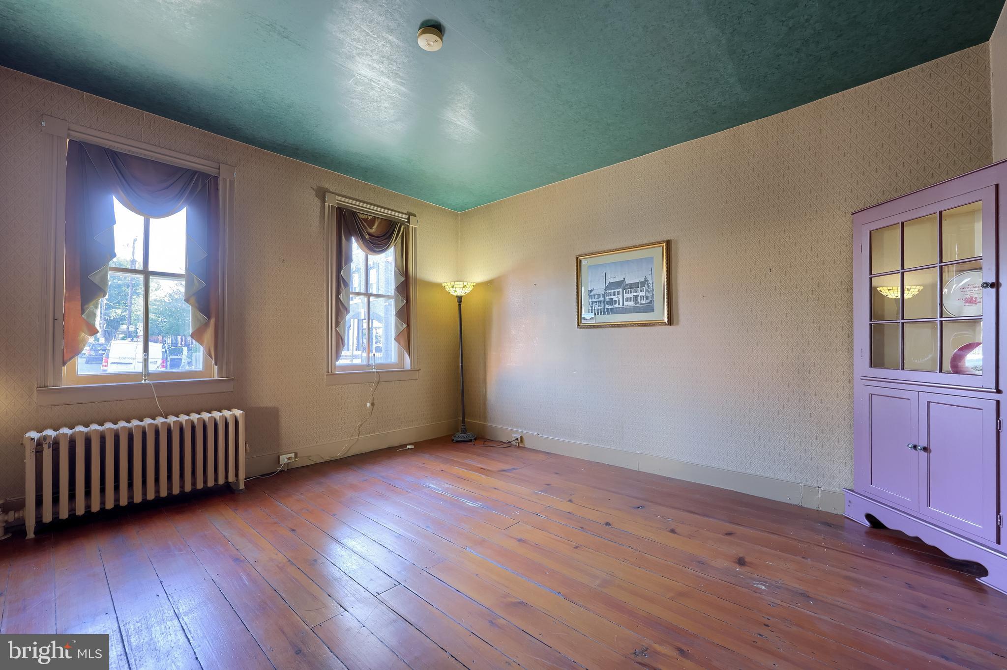 DOWNTOWN MANHEIM - Residential