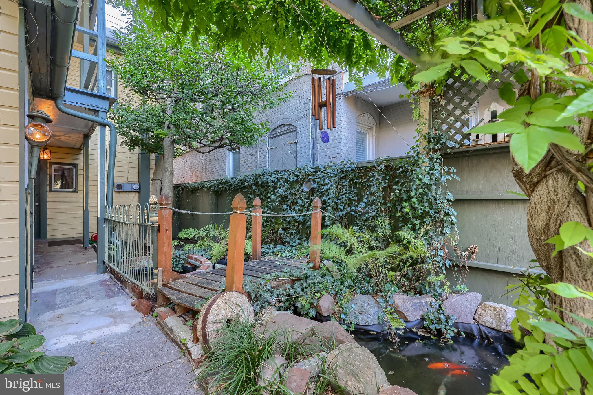 DOWNTOWN MANHEIM - Residential