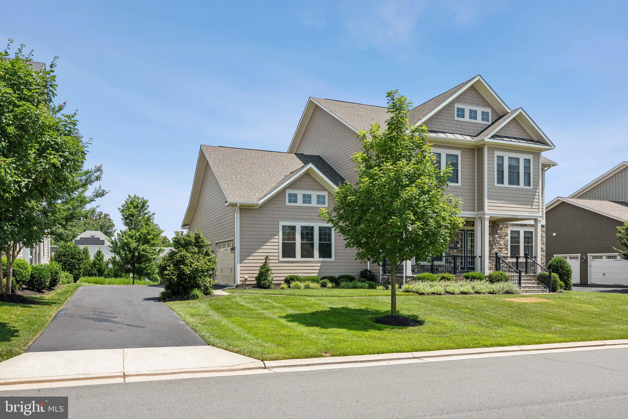 41594 HEPATICA COURT