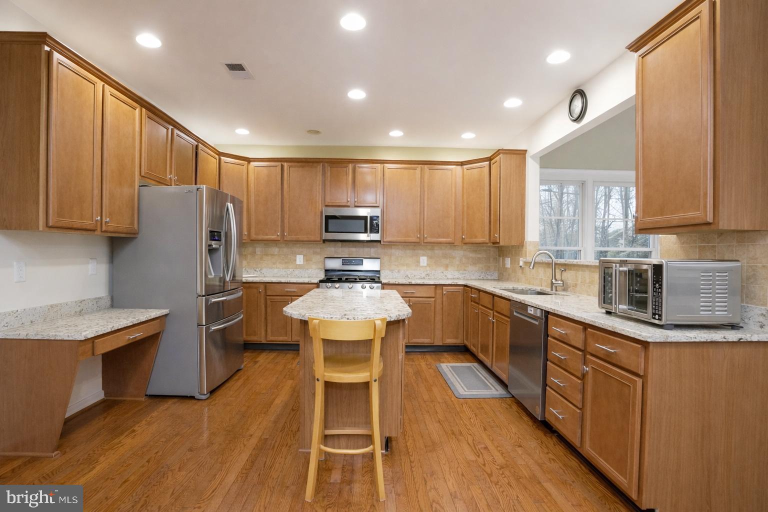 SOUTH RIDING - Residential