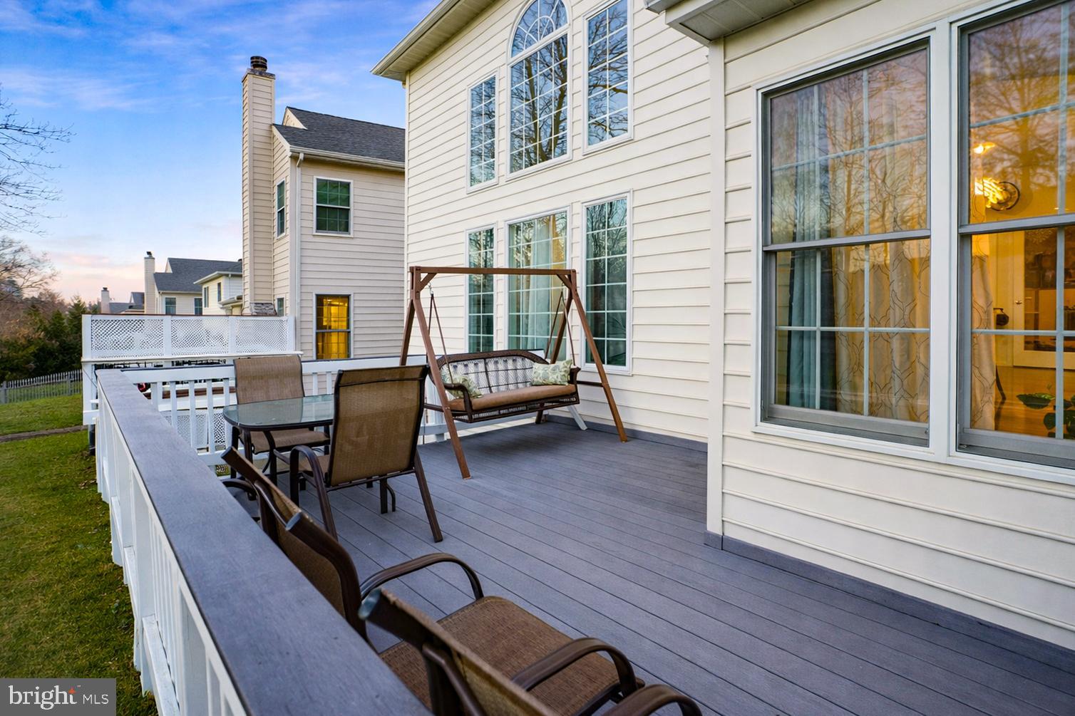 SOUTH RIDING - Residential