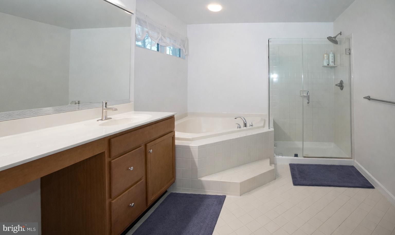 SOUTH RIDING - Residential