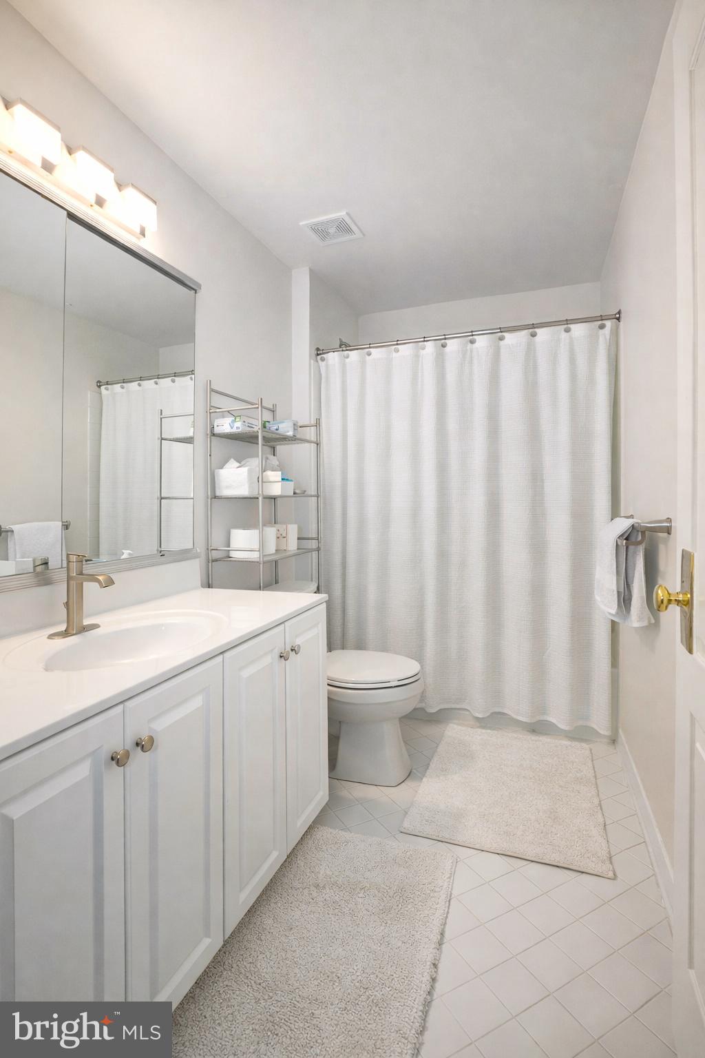 SOUTH RIDING - Residential