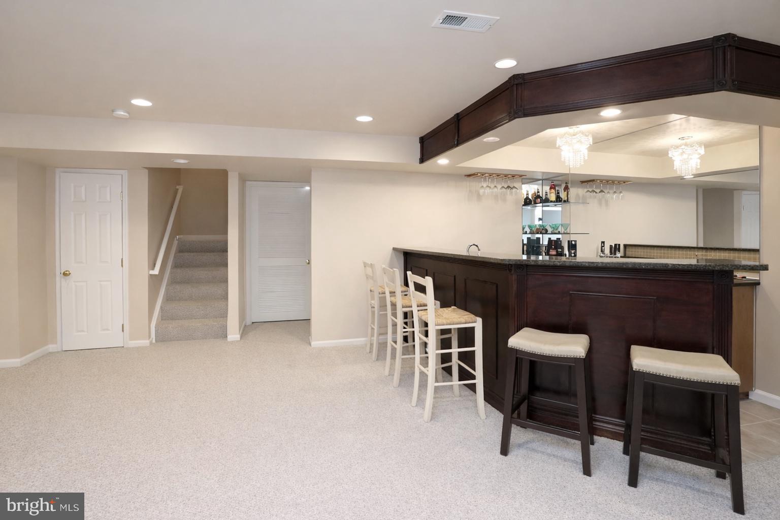 SOUTH RIDING - Residential