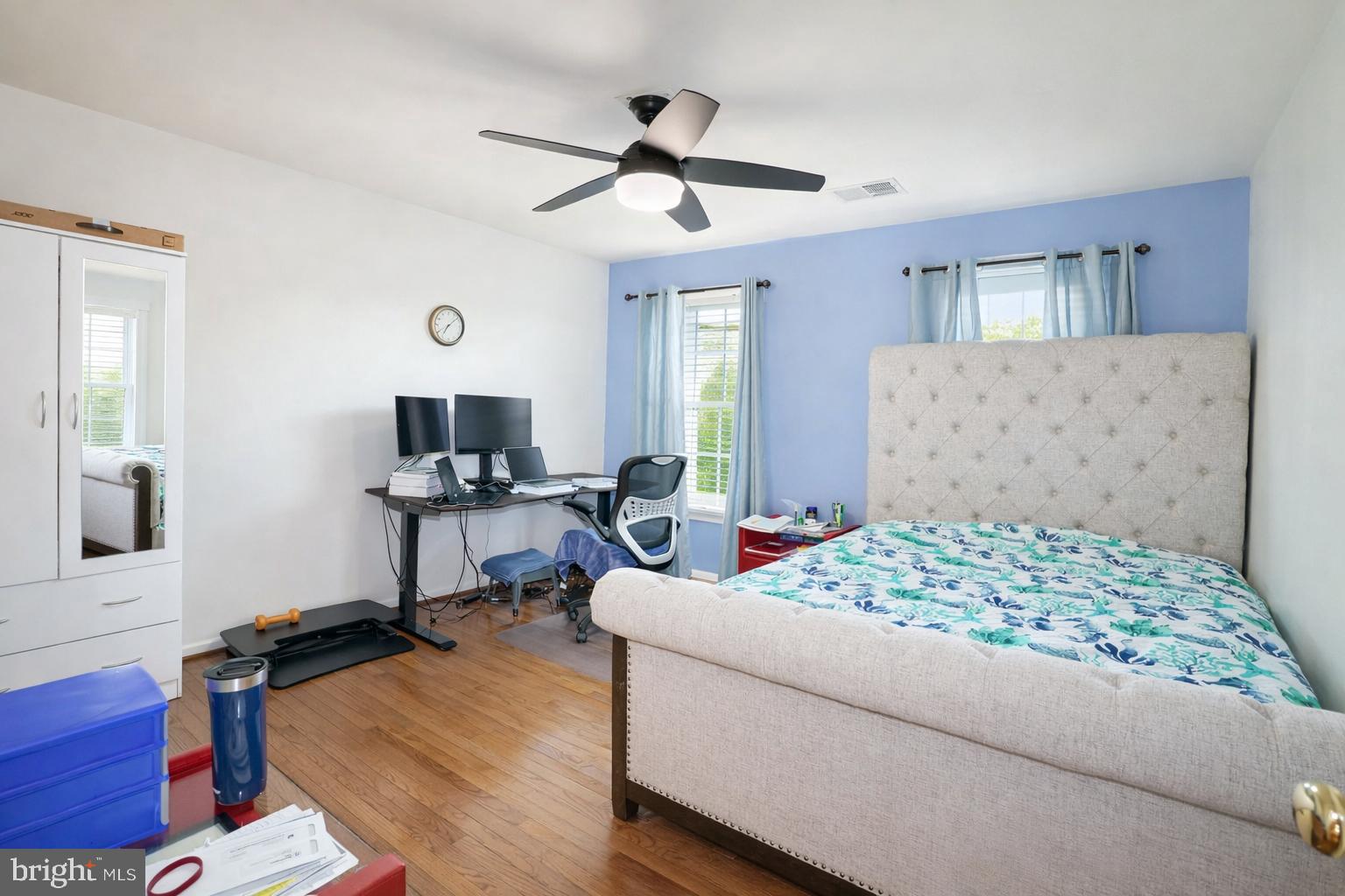 SOUTH RIDING - Residential