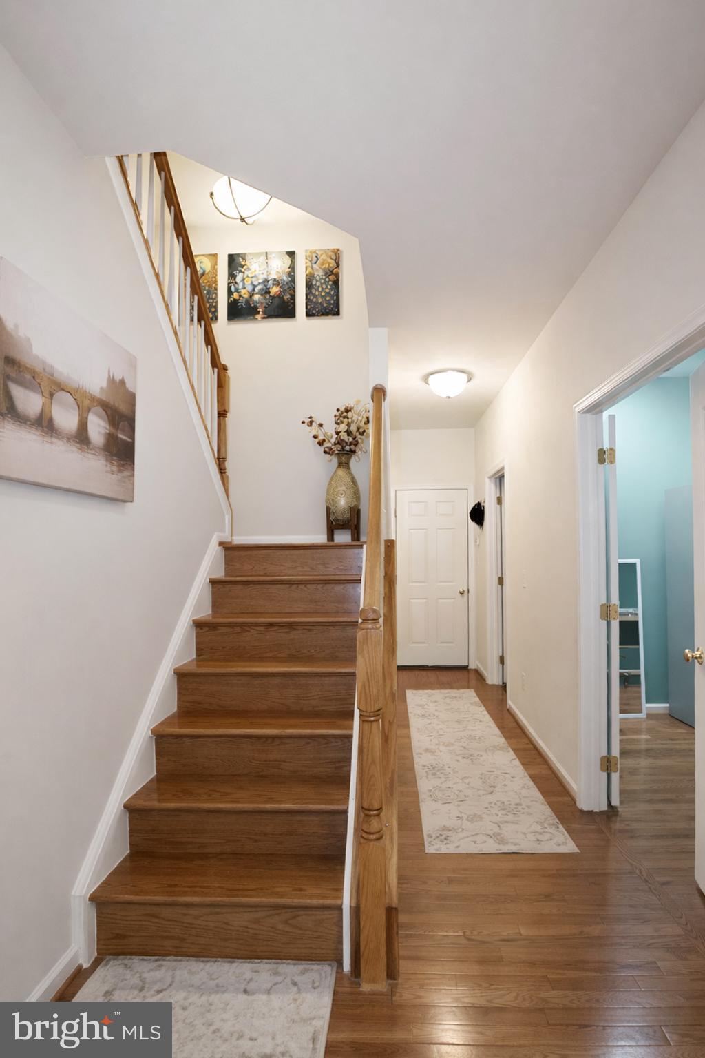 SOUTH RIDING - Residential