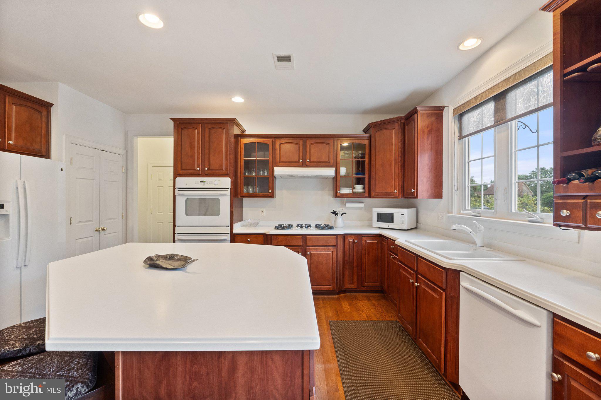 MORLYN HILLS - Residential