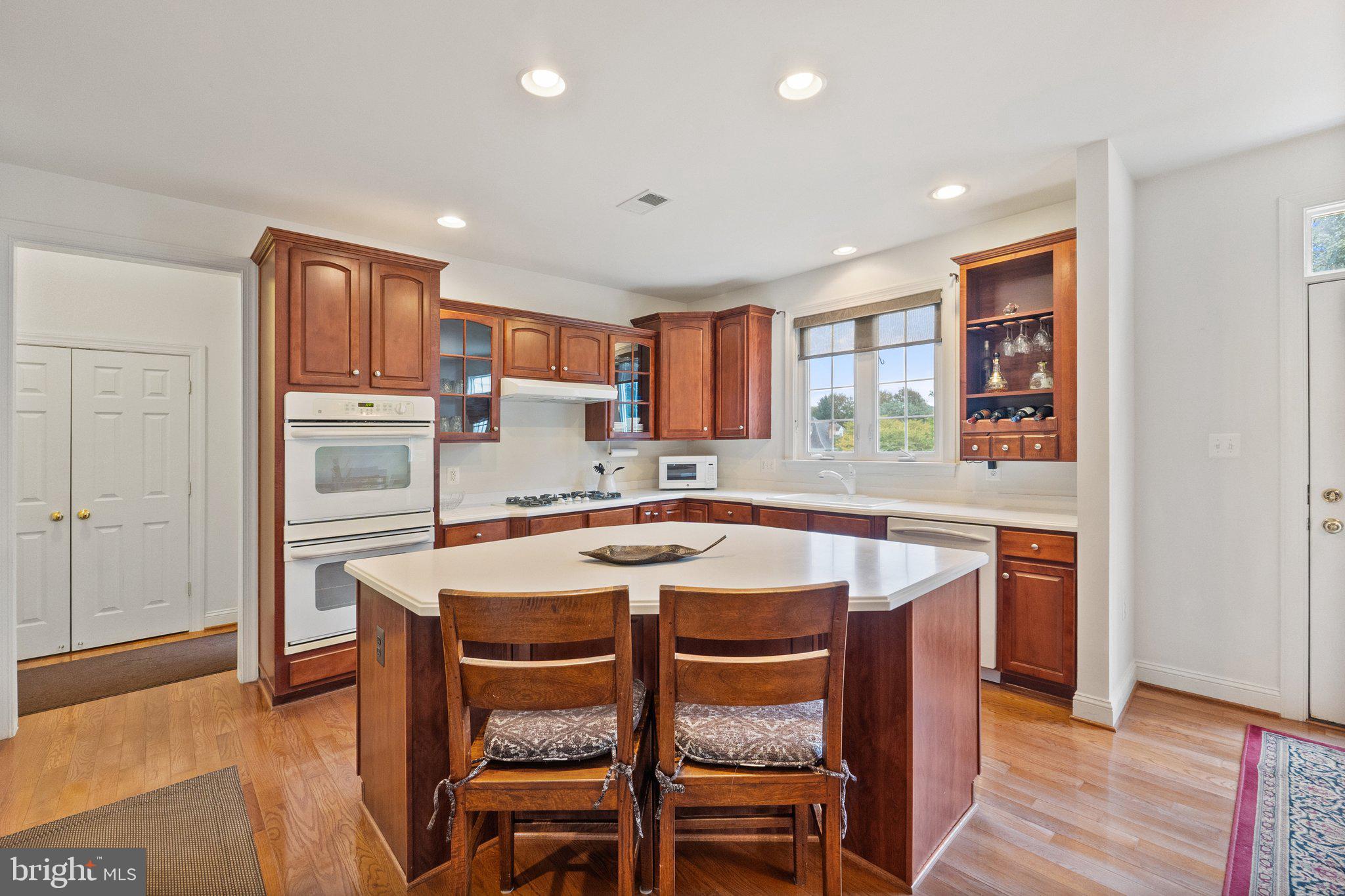 MORLYN HILLS - Residential