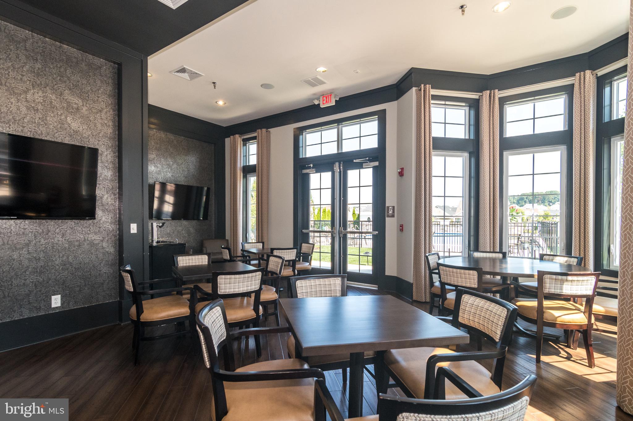 TRADITIONS OF AMERICA - Residential