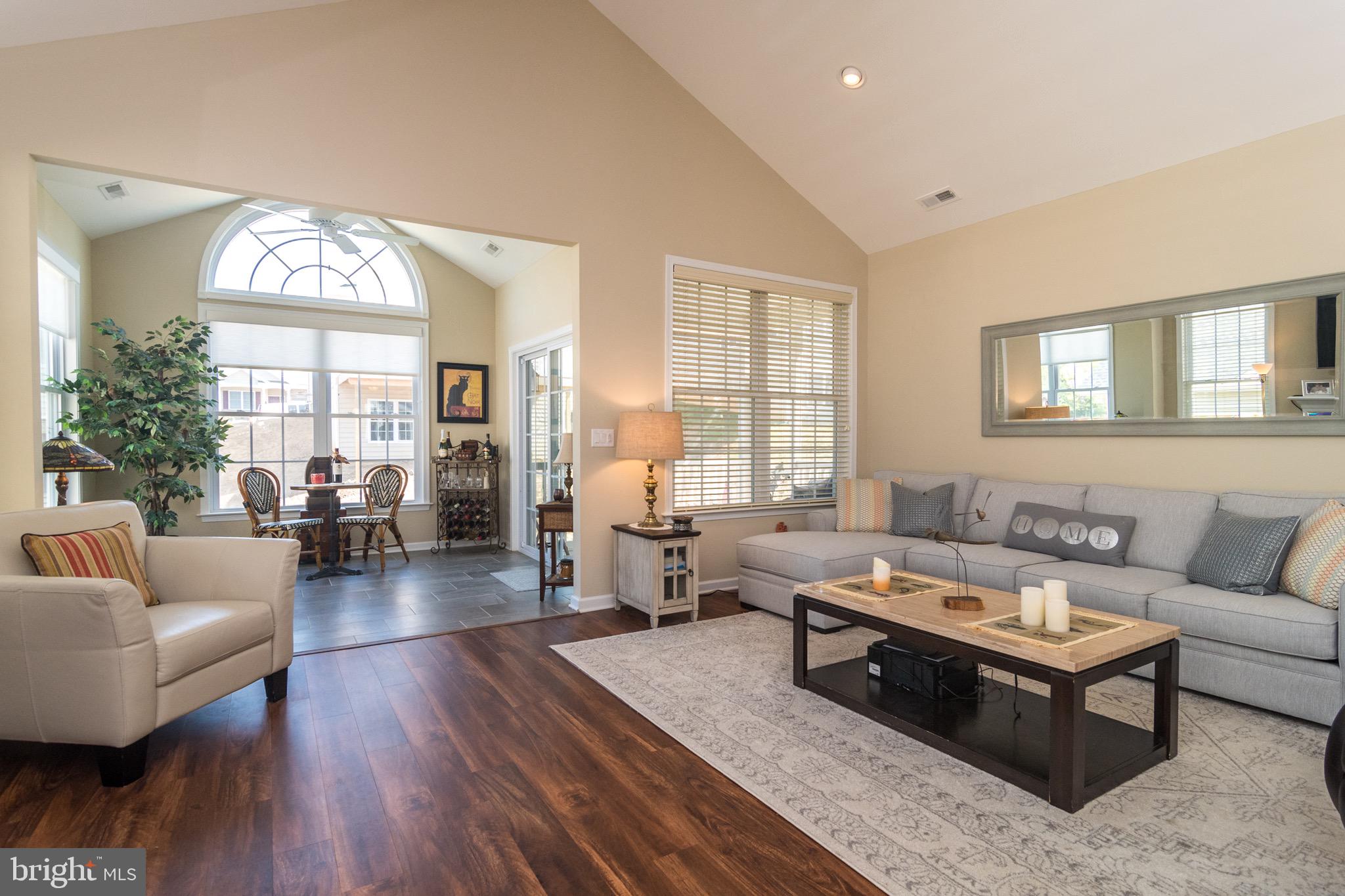 TRADITIONS OF AMERICA - Residential