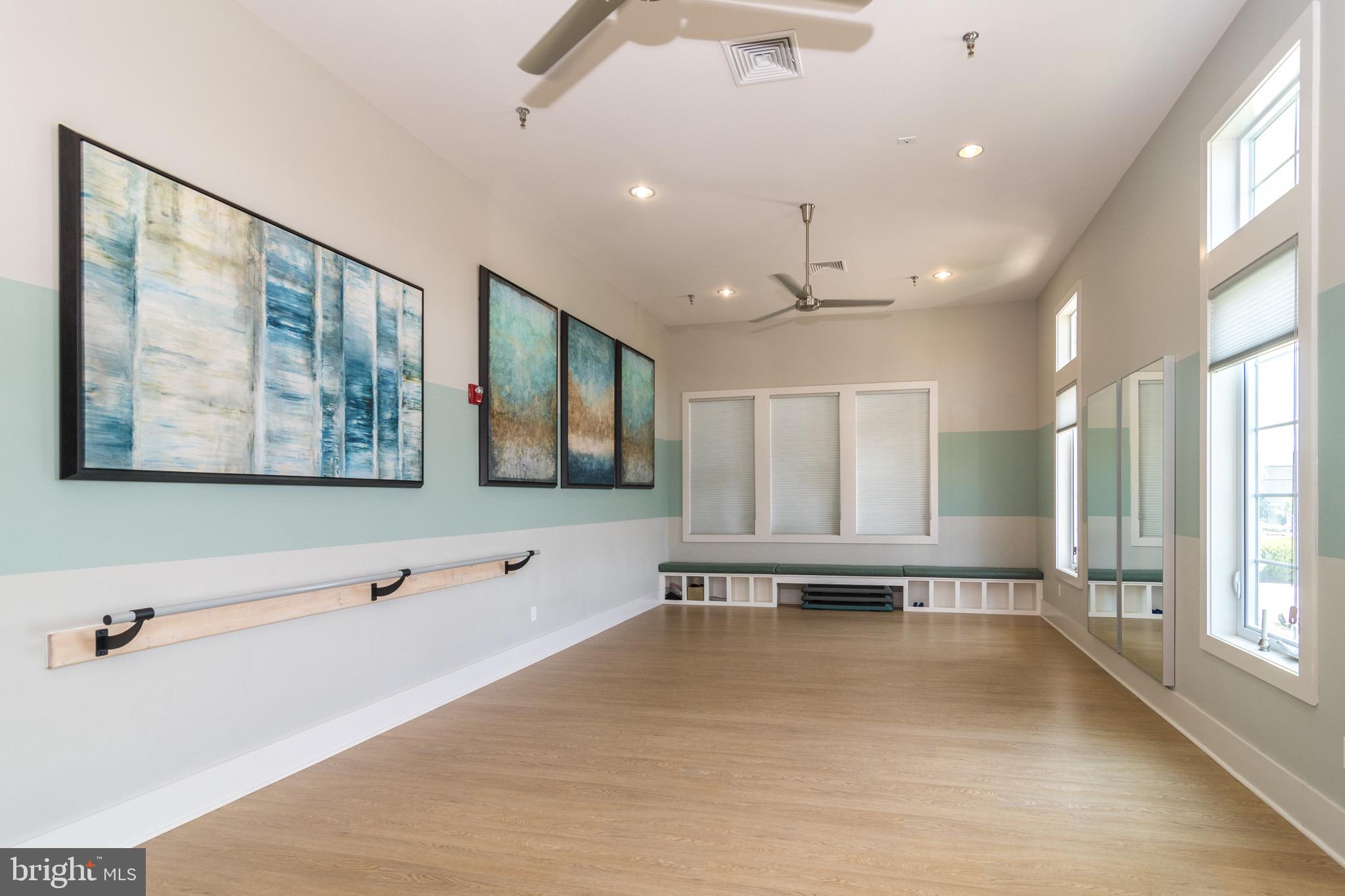 TRADITIONS OF AMERICA - Residential