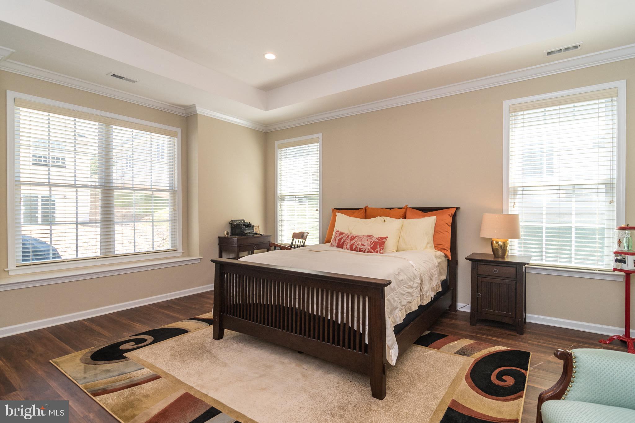 TRADITIONS OF AMERICA - Residential