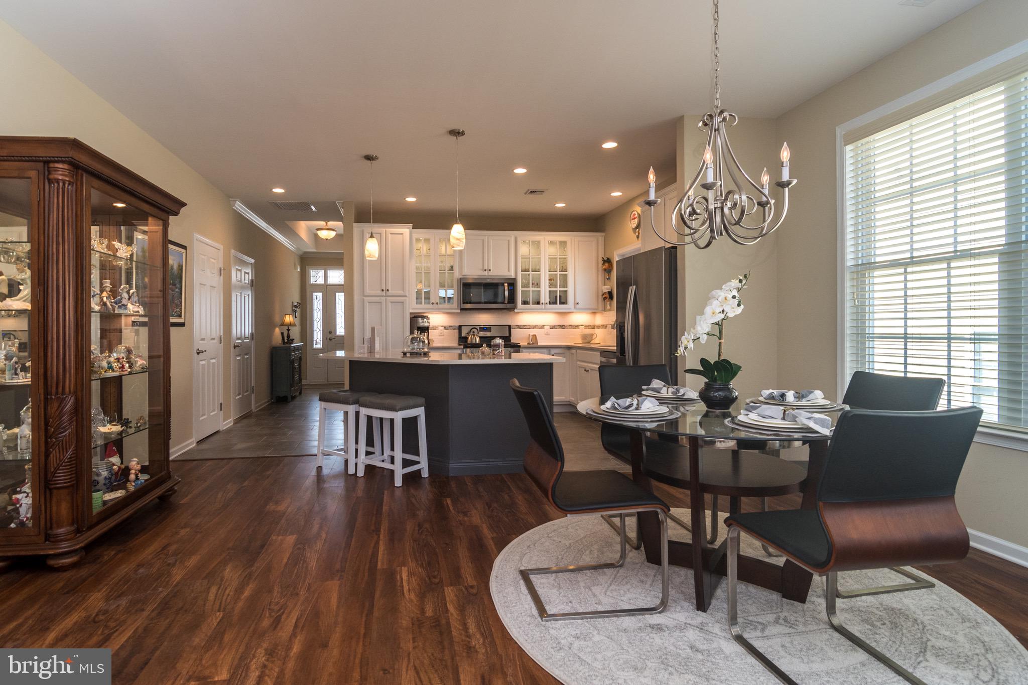 TRADITIONS OF AMERICA - Residential