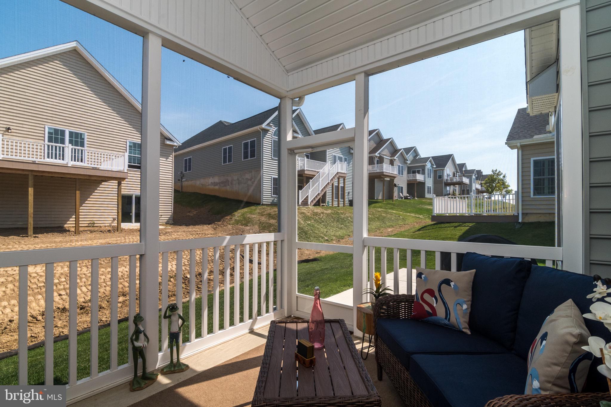 TRADITIONS OF AMERICA - Residential