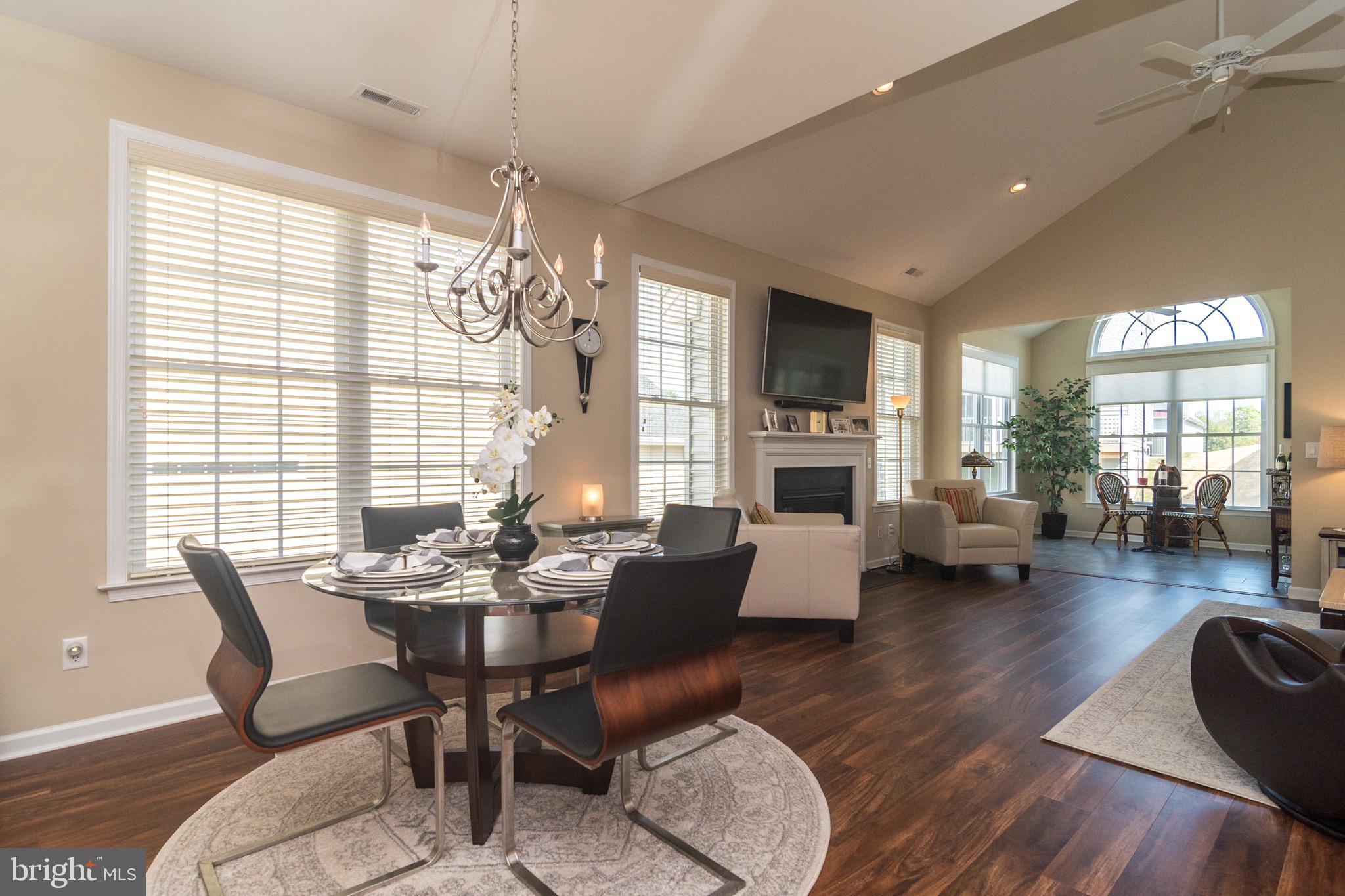 TRADITIONS OF AMERICA - Residential