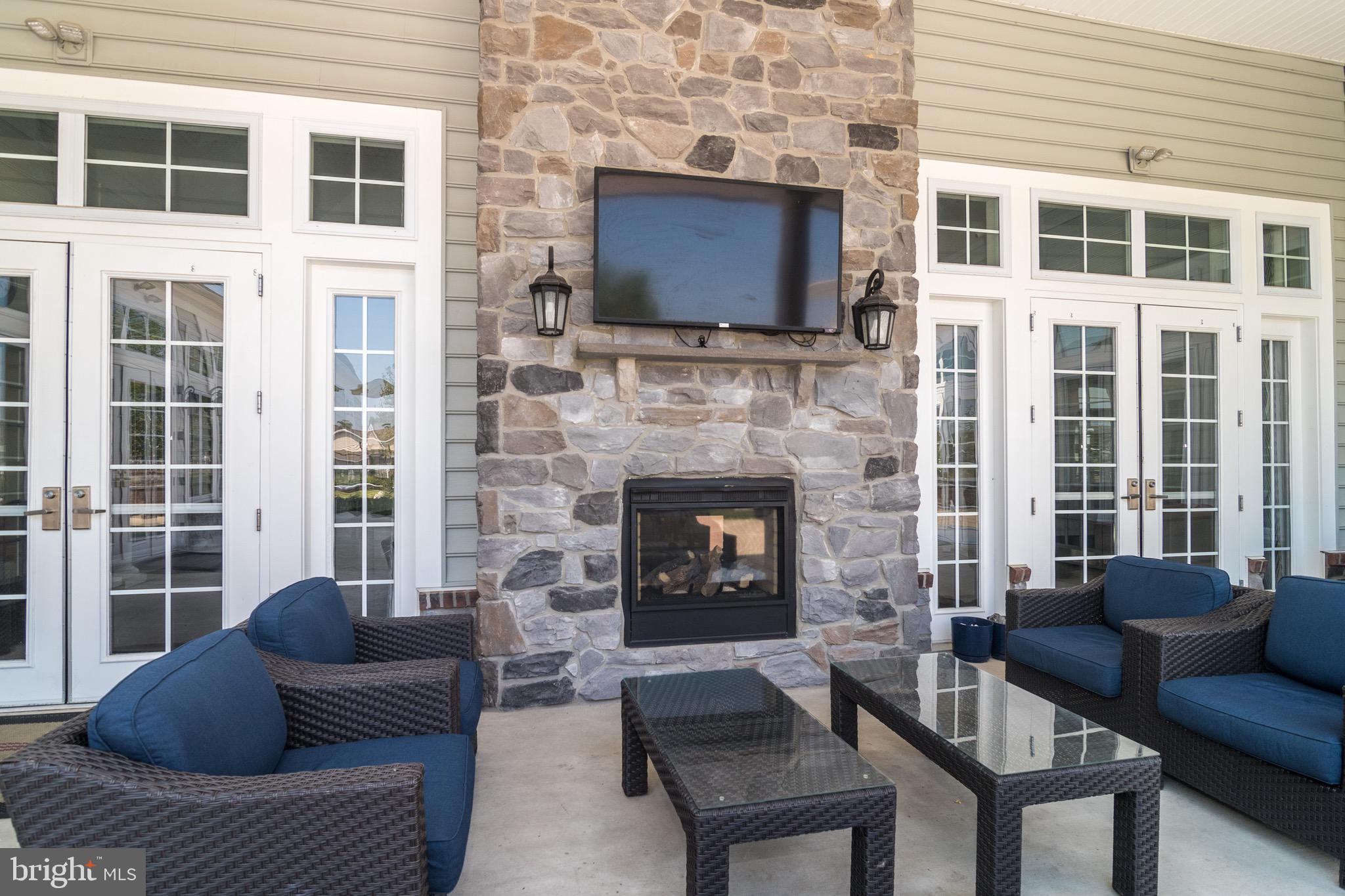 TRADITIONS OF AMERICA - Residential