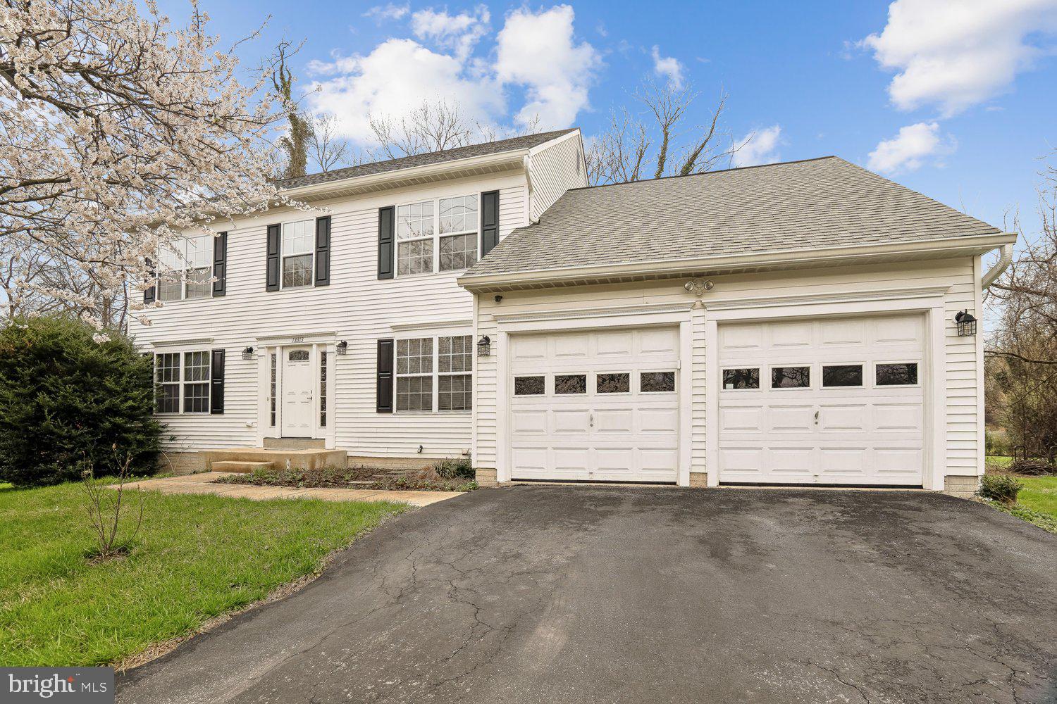 13313 MOCKINGBIRD LANE