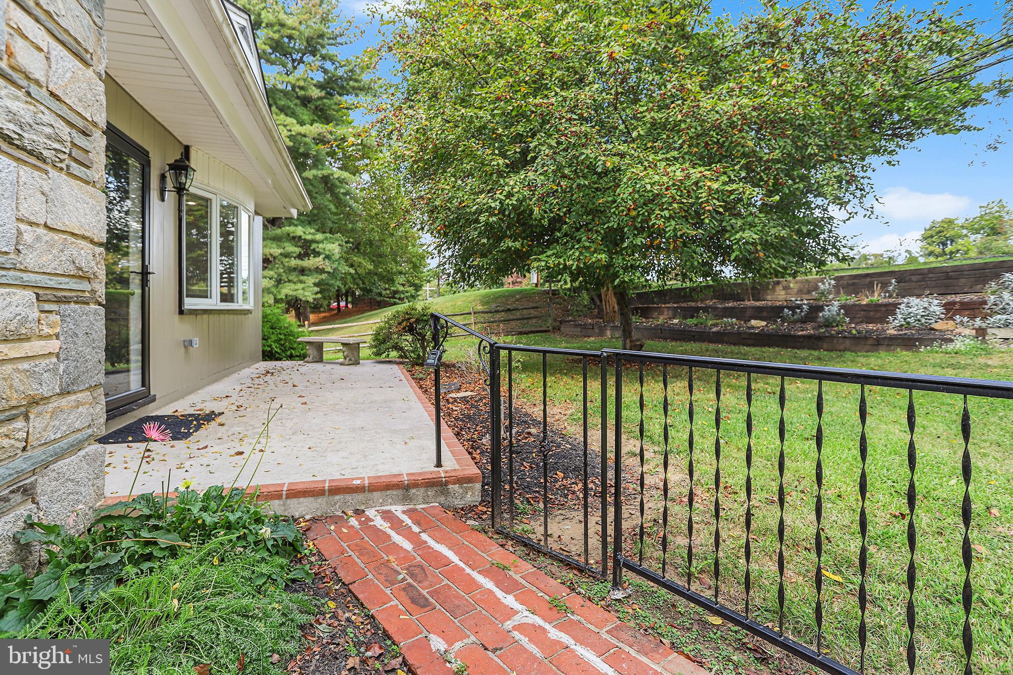 WILLOWBROOK - Residential