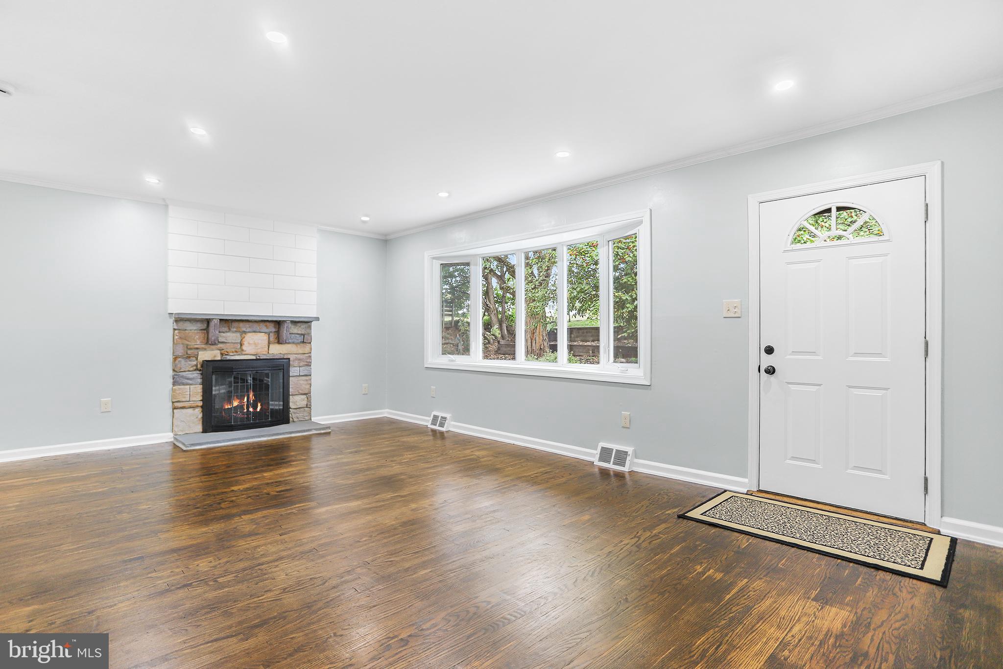 WILLOWBROOK - Residential