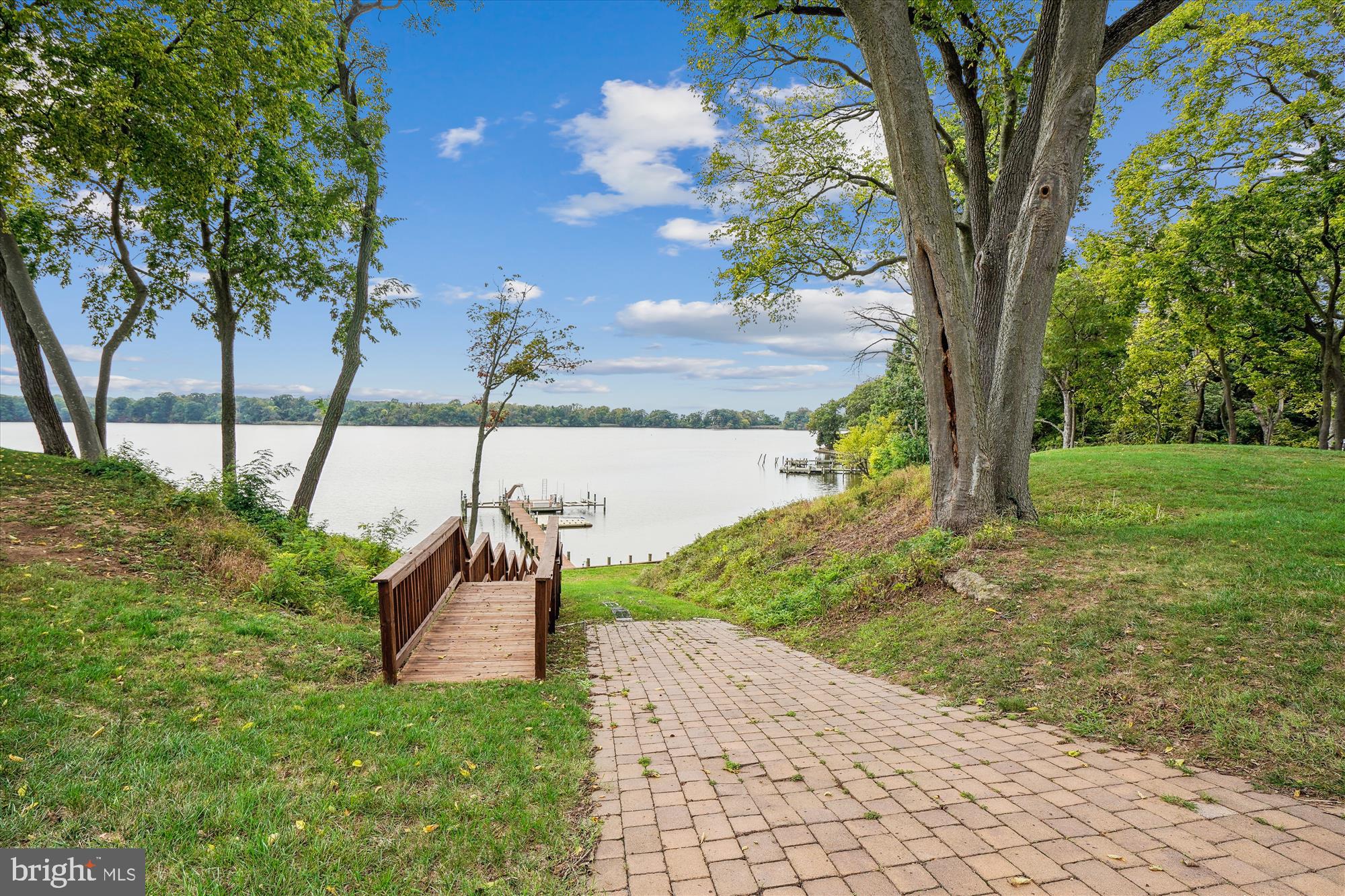 GREAT OAK ESTATES - Residential